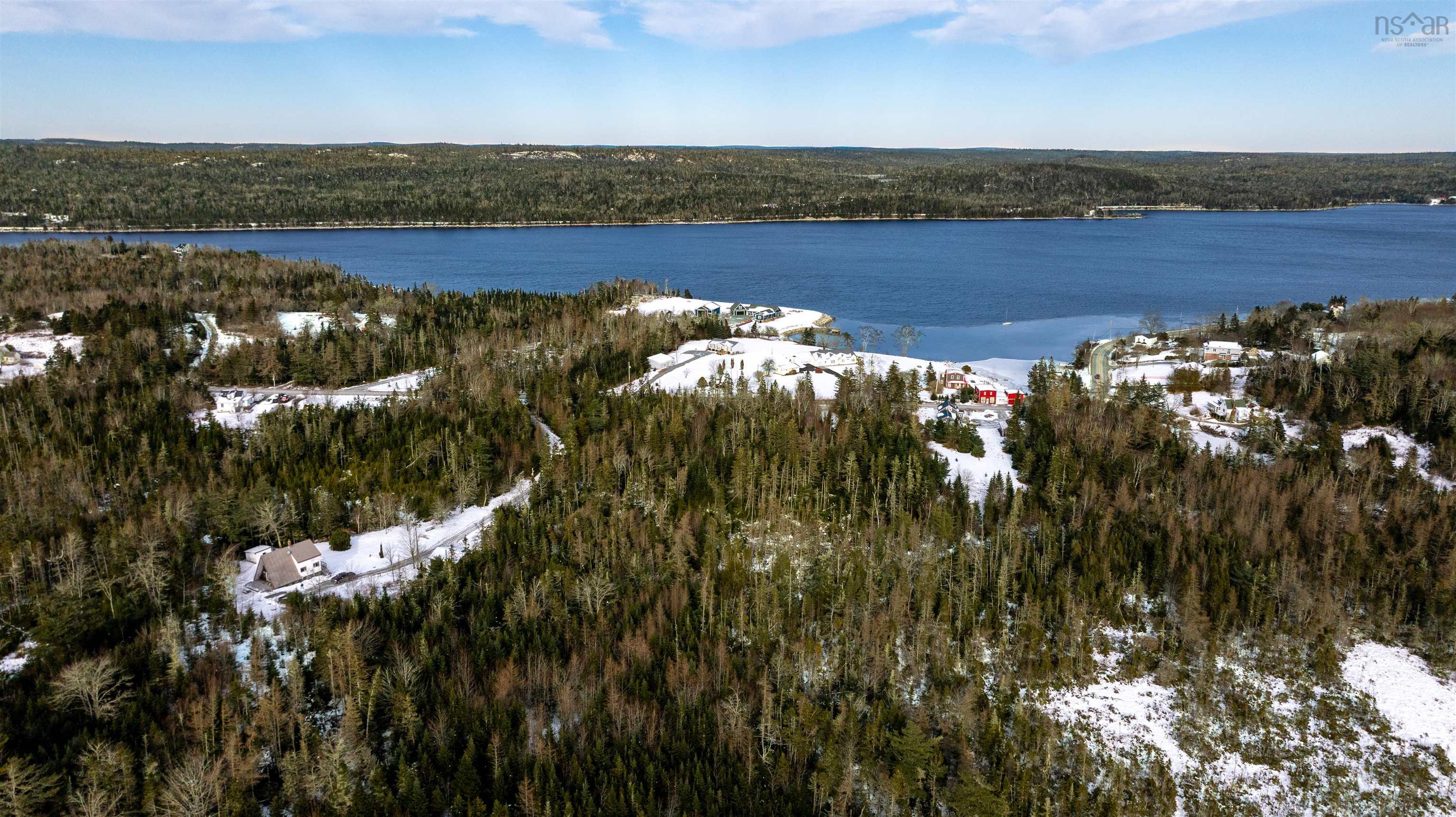 $79,900.00: Highway 725 Ship Harbour, Ship Harbour