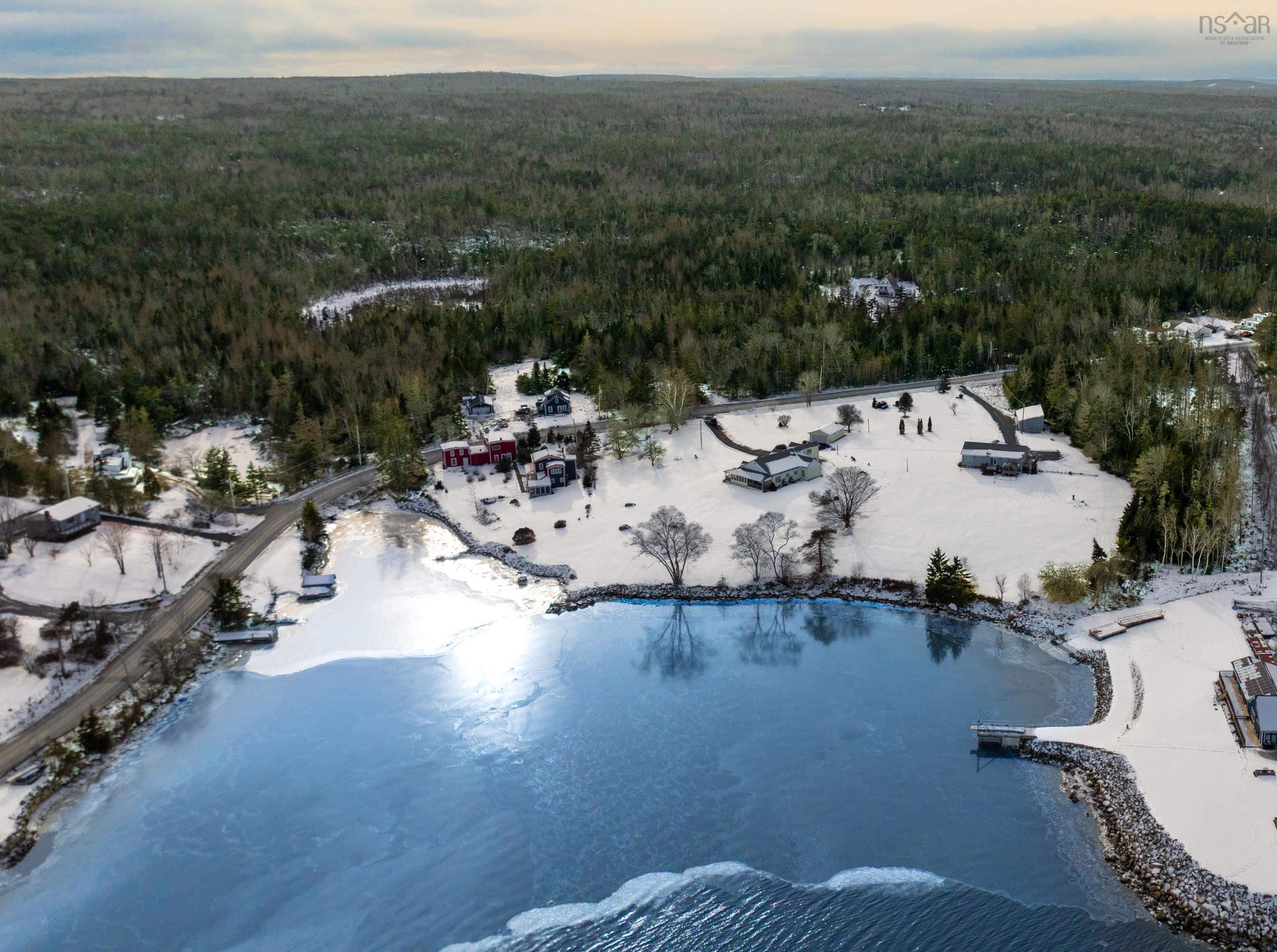 $79,900.00: Highway 725 Ship Harbour, Ship Harbour