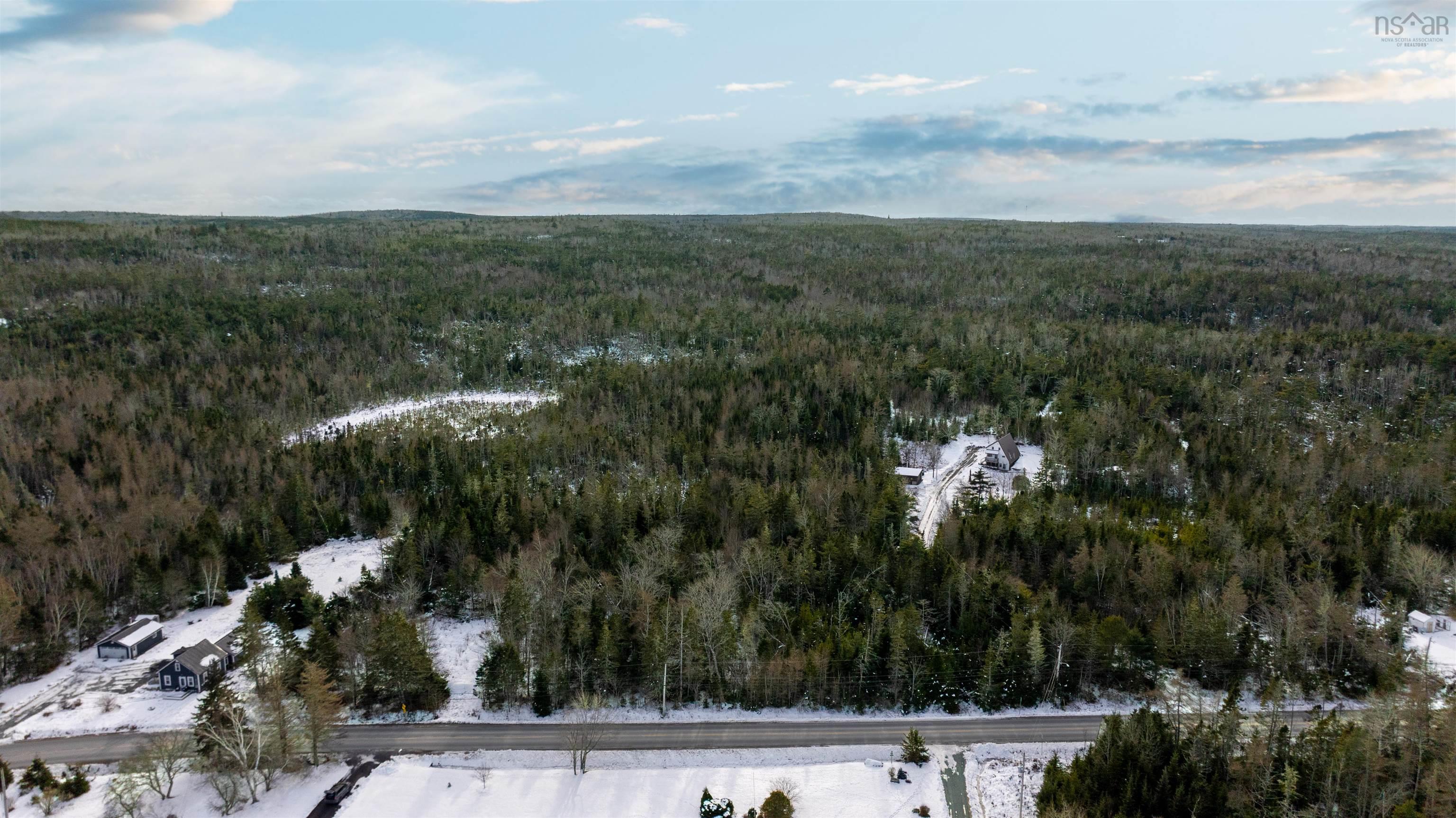 $79,900.00: Highway 725 Ship Harbour, Ship Harbour