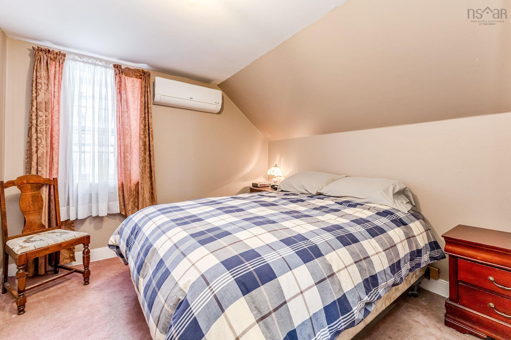 $219,900.00: 1097 Highway 376, Durham