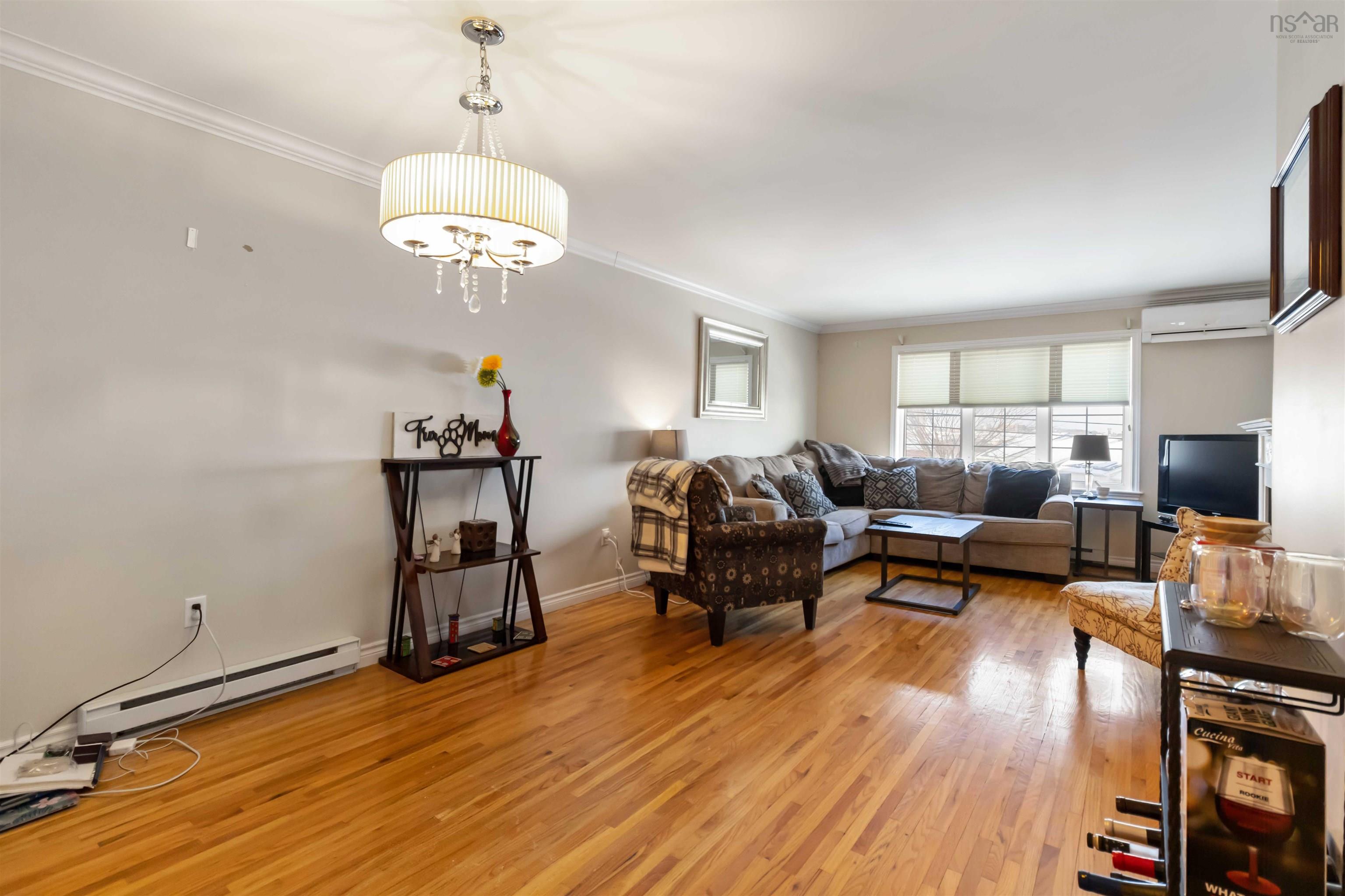 $569,900.00: 92 Russell Lake Drive, Dartmouth