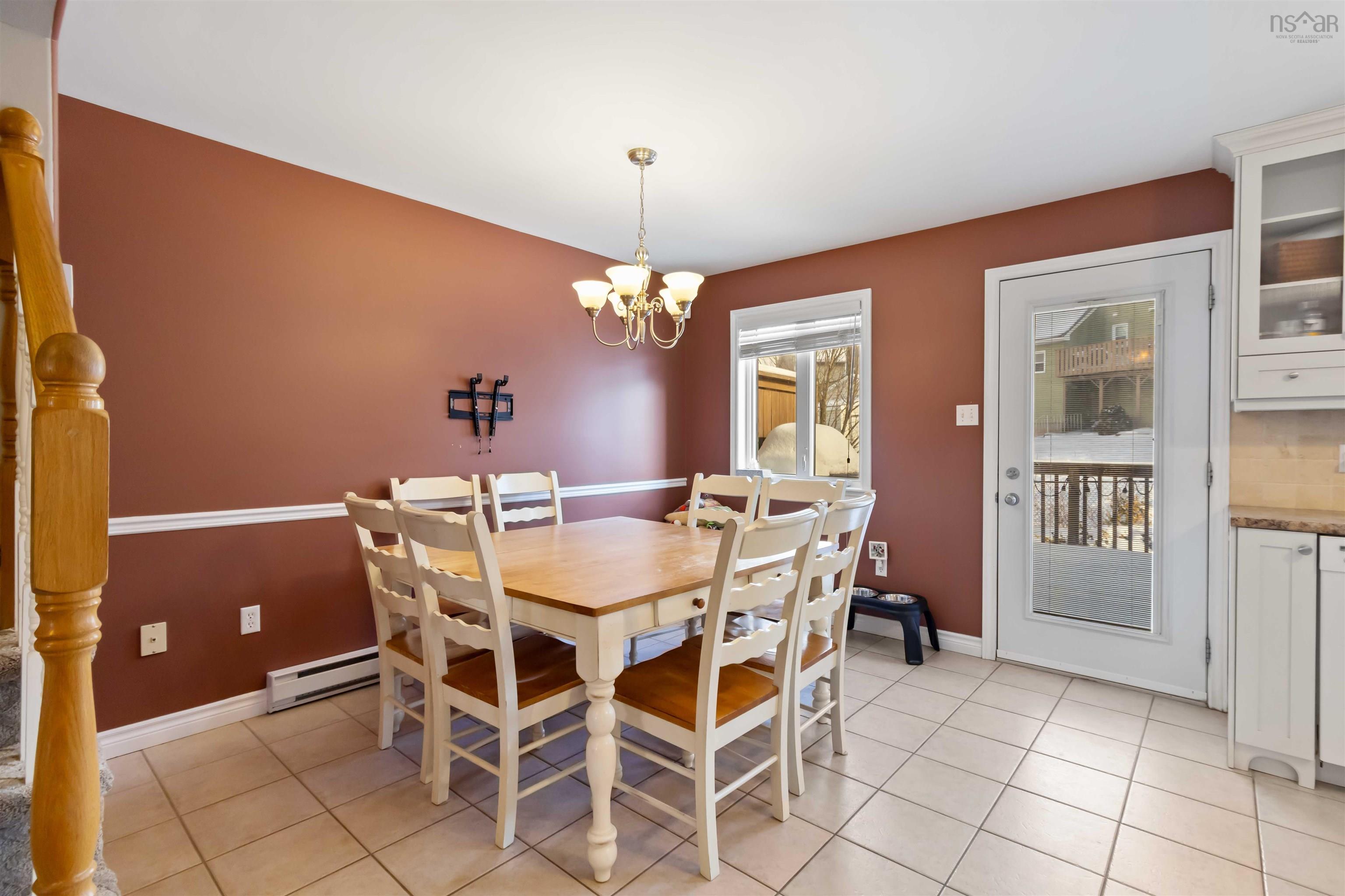 $569,900.00: 92 Russell Lake Drive, Dartmouth