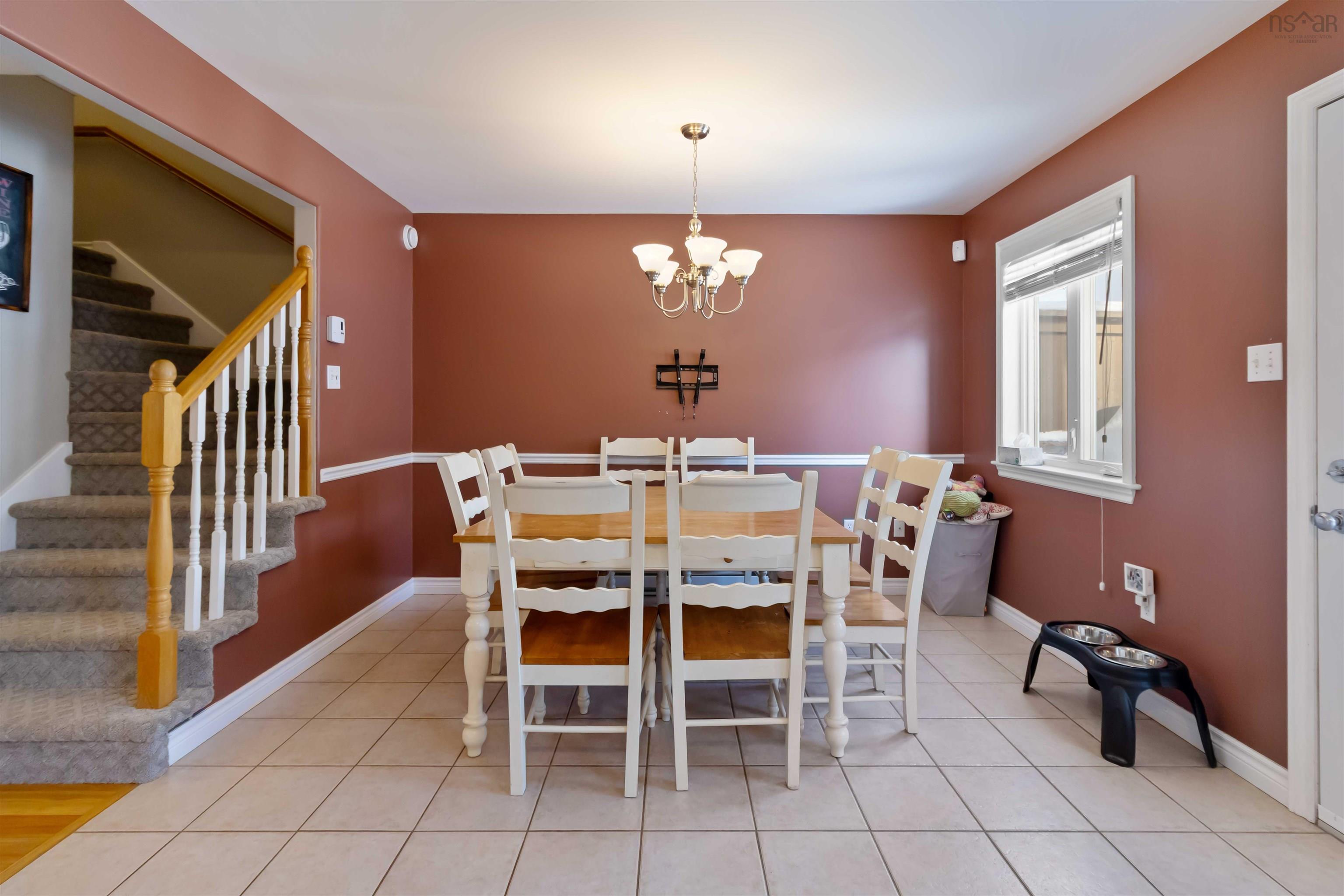 $569,900.00: 92 Russell Lake Drive, Dartmouth