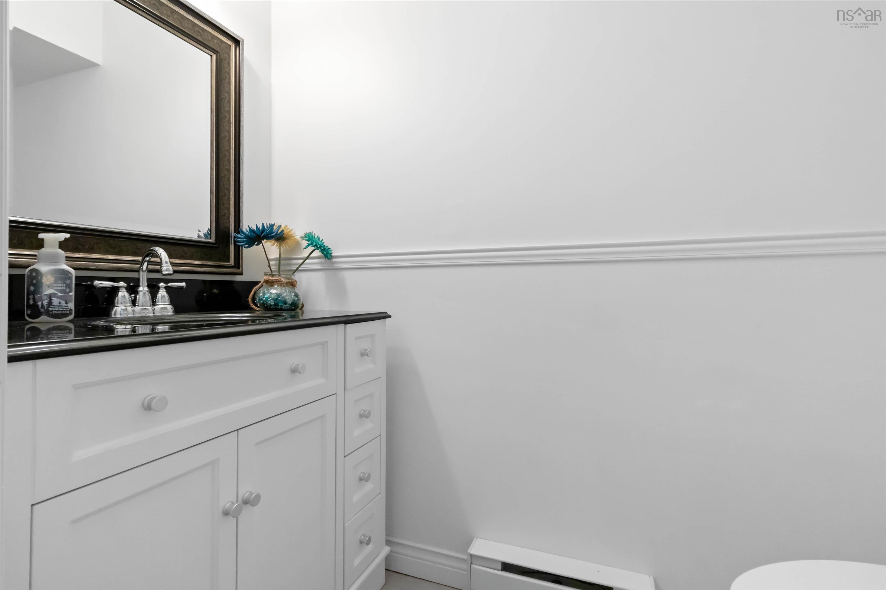 $569,900.00: 92 Russell Lake Drive, Dartmouth