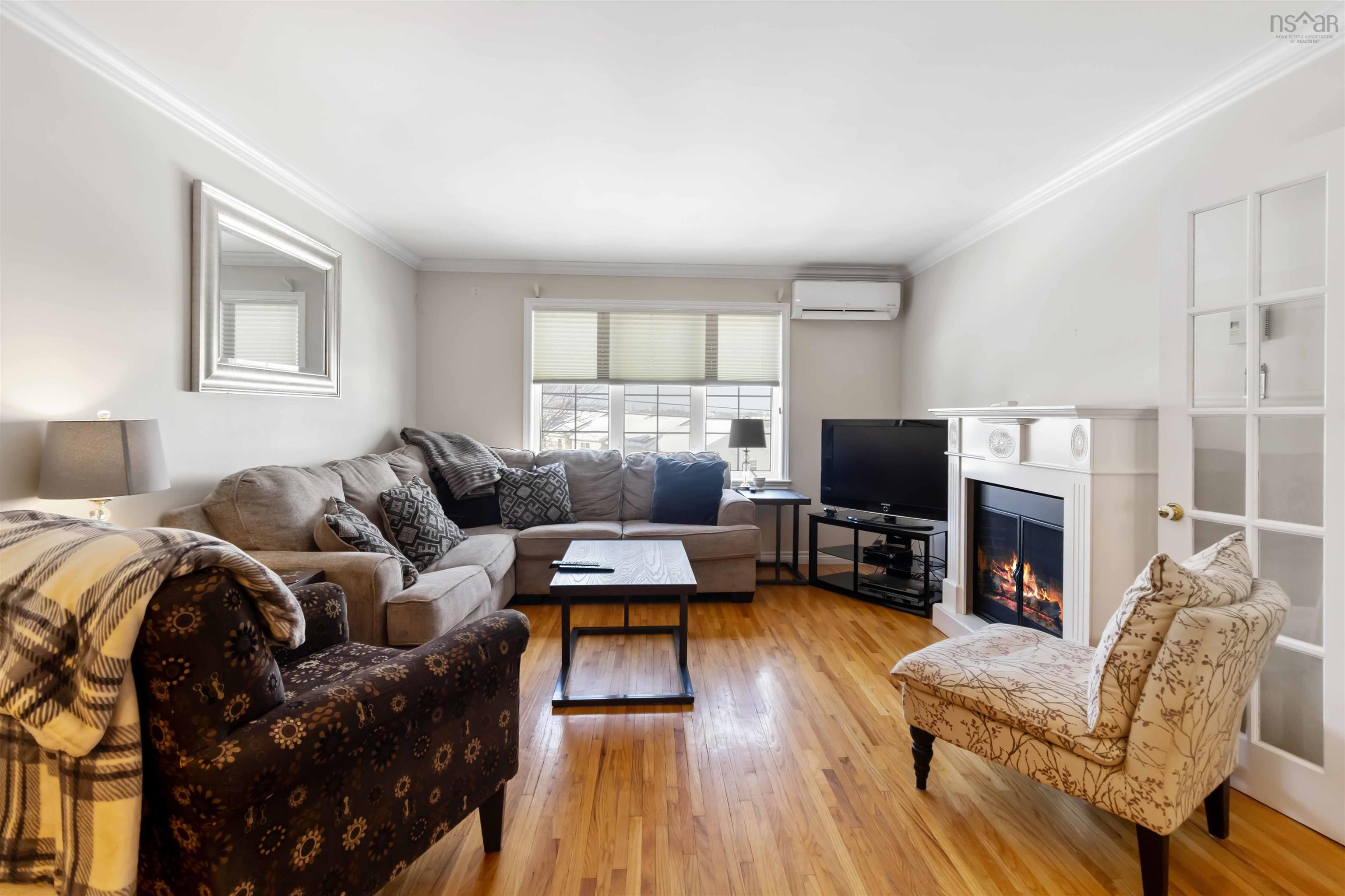 $569,900.00: 92 Russell Lake Drive, Dartmouth