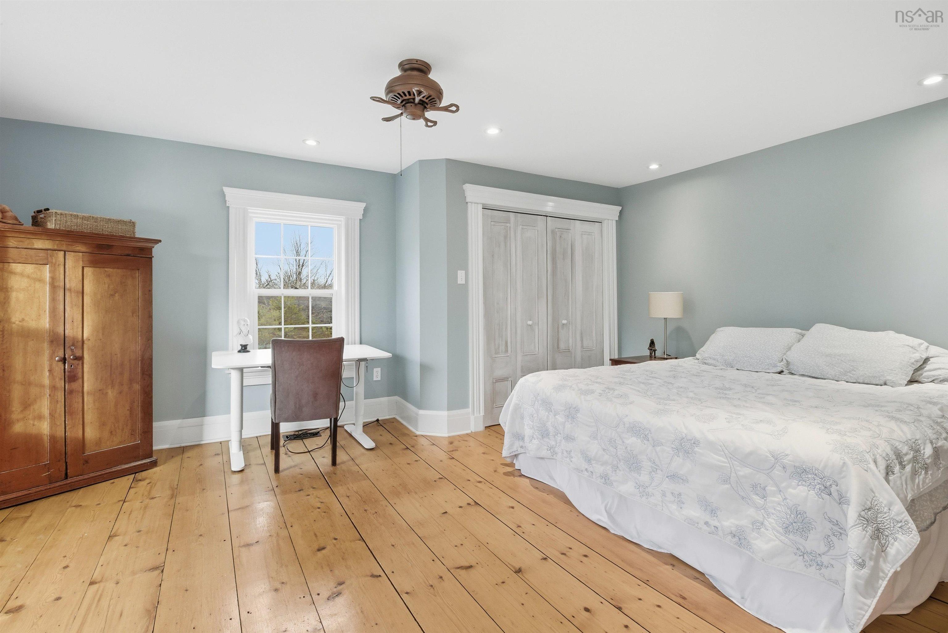 $639,000.00: 15 Falmouth Dyke Rd, Falmouth