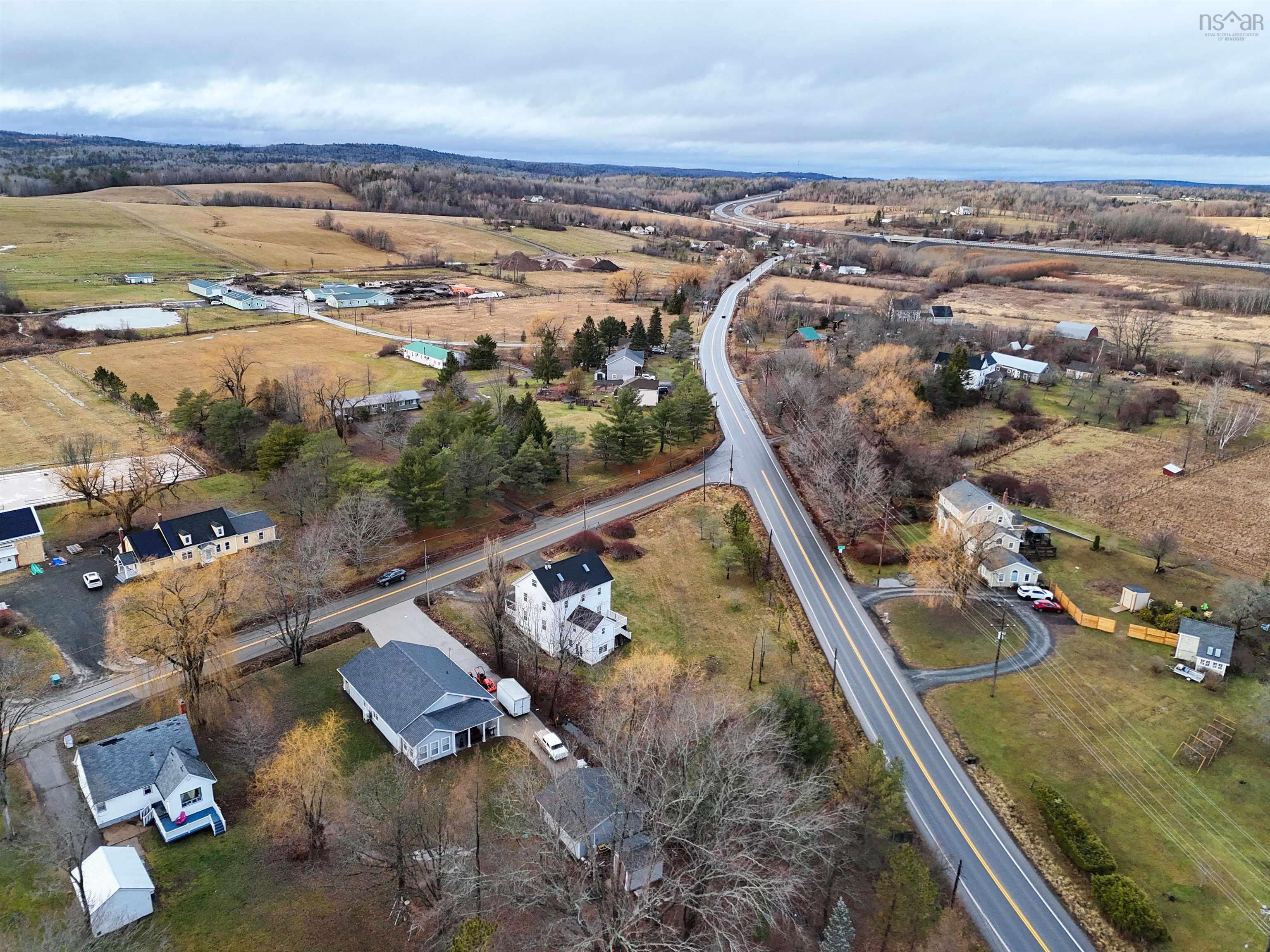 $639,000.00: 15 Falmouth Dyke Rd, Falmouth