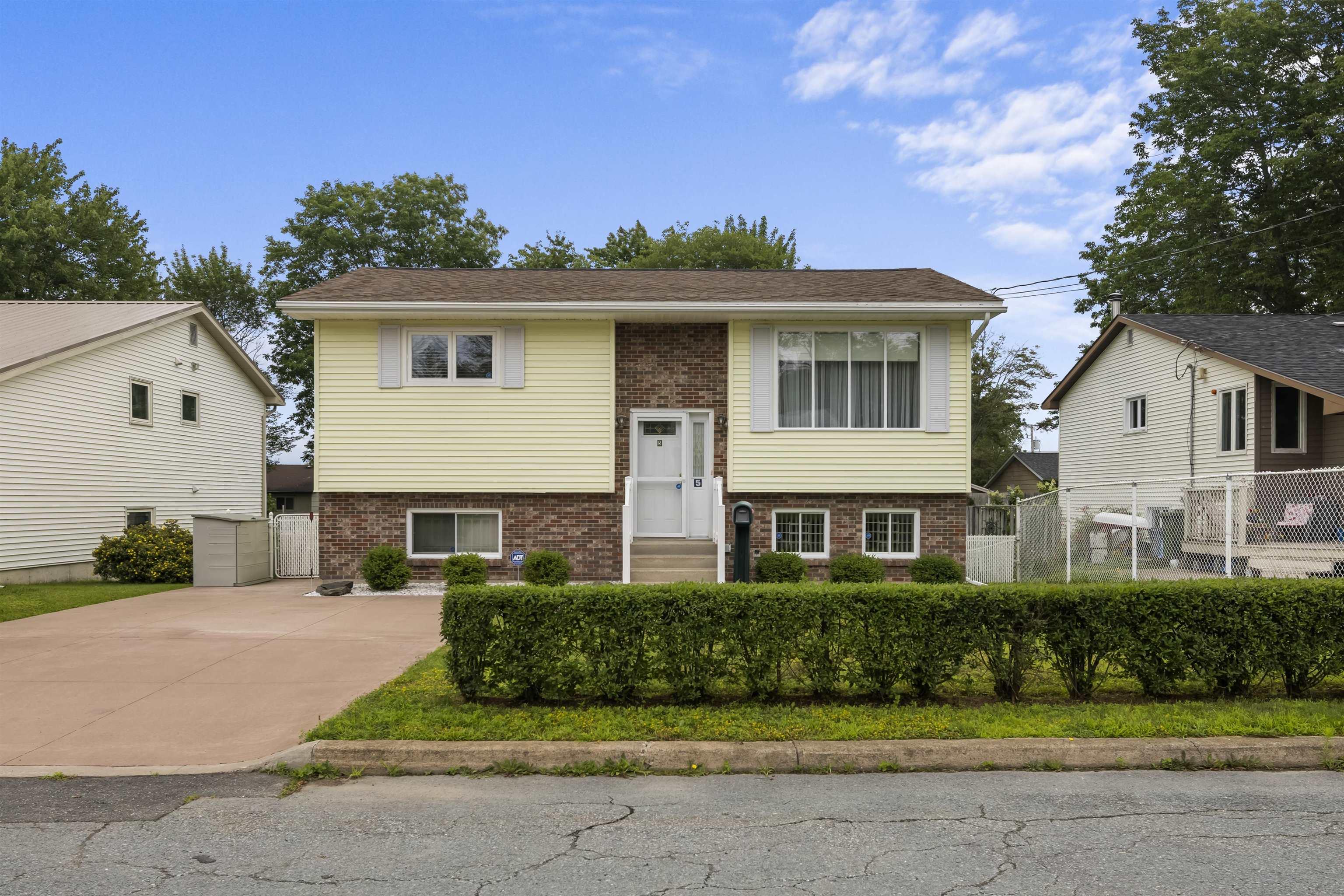 5 Nausett Crescent, Dartmouth, NS (MLS 202601652)