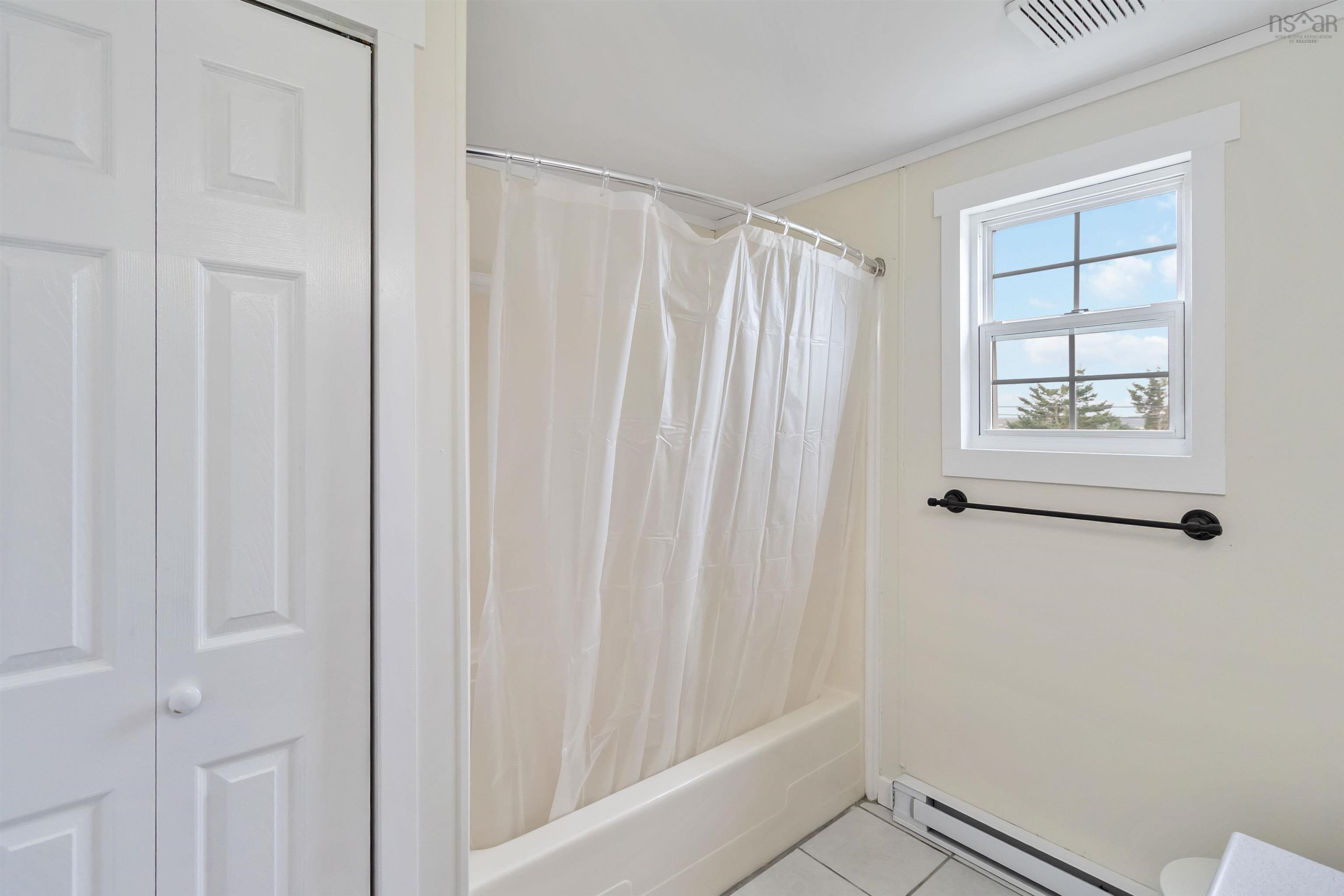 $299,900.00: 899 East Jeddore Road, East Jeddore