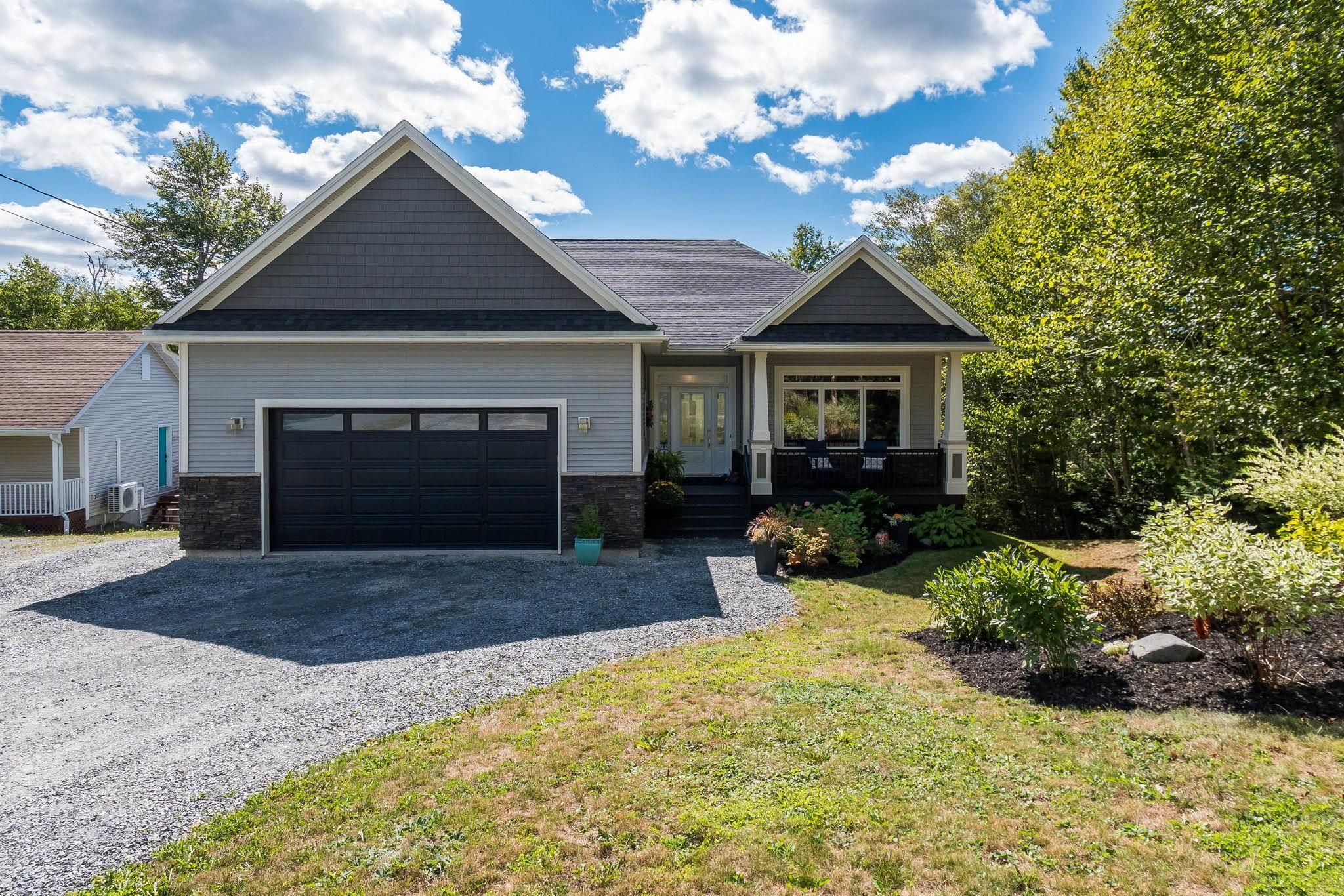 769 Lakeview Avenue, Middle Sackville, NS (MLS 202601659)