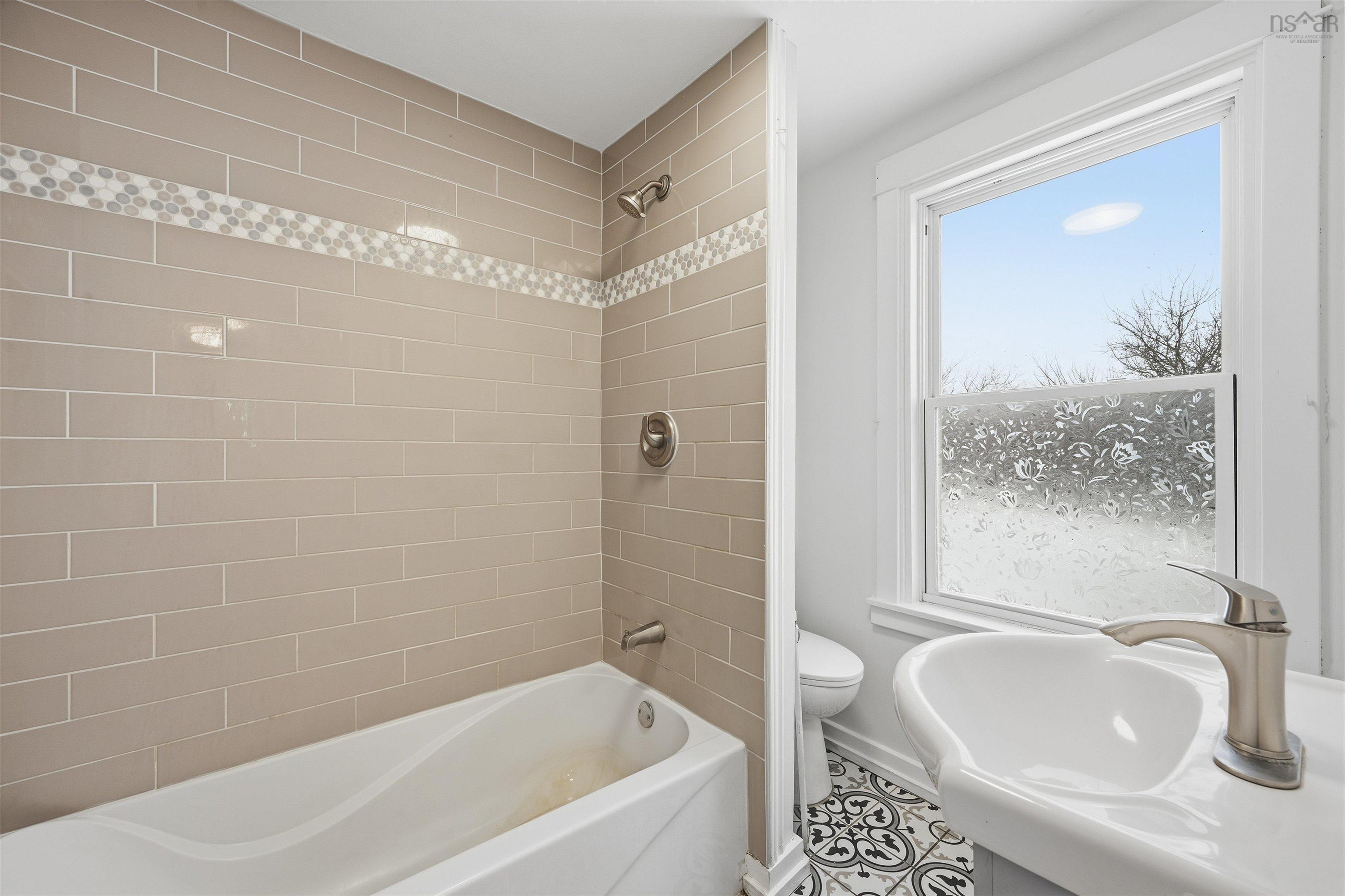 $329,900.00: 48 Johnson Avenue, Bible Hill