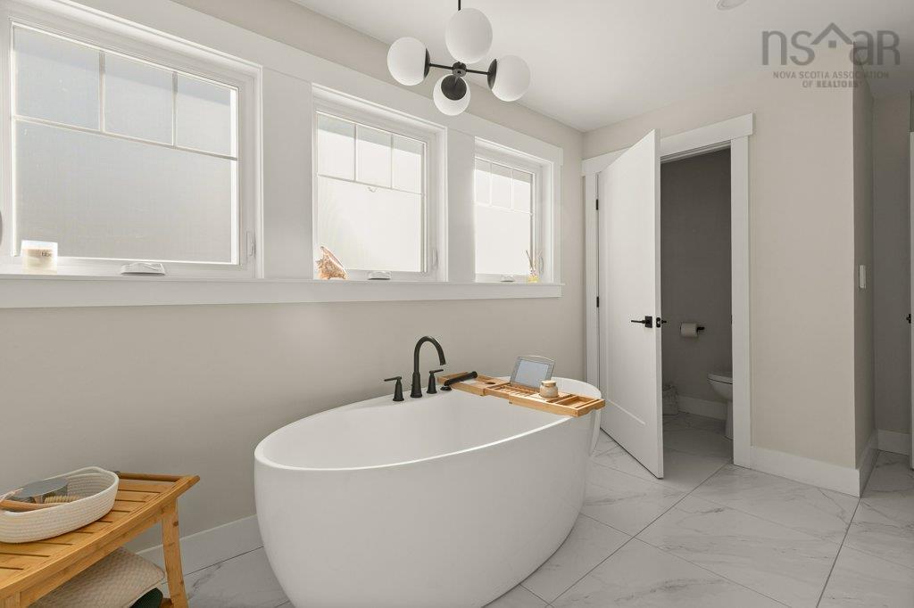 26 Parkvale Crescent, Bedford, NS (MLS 202601666)