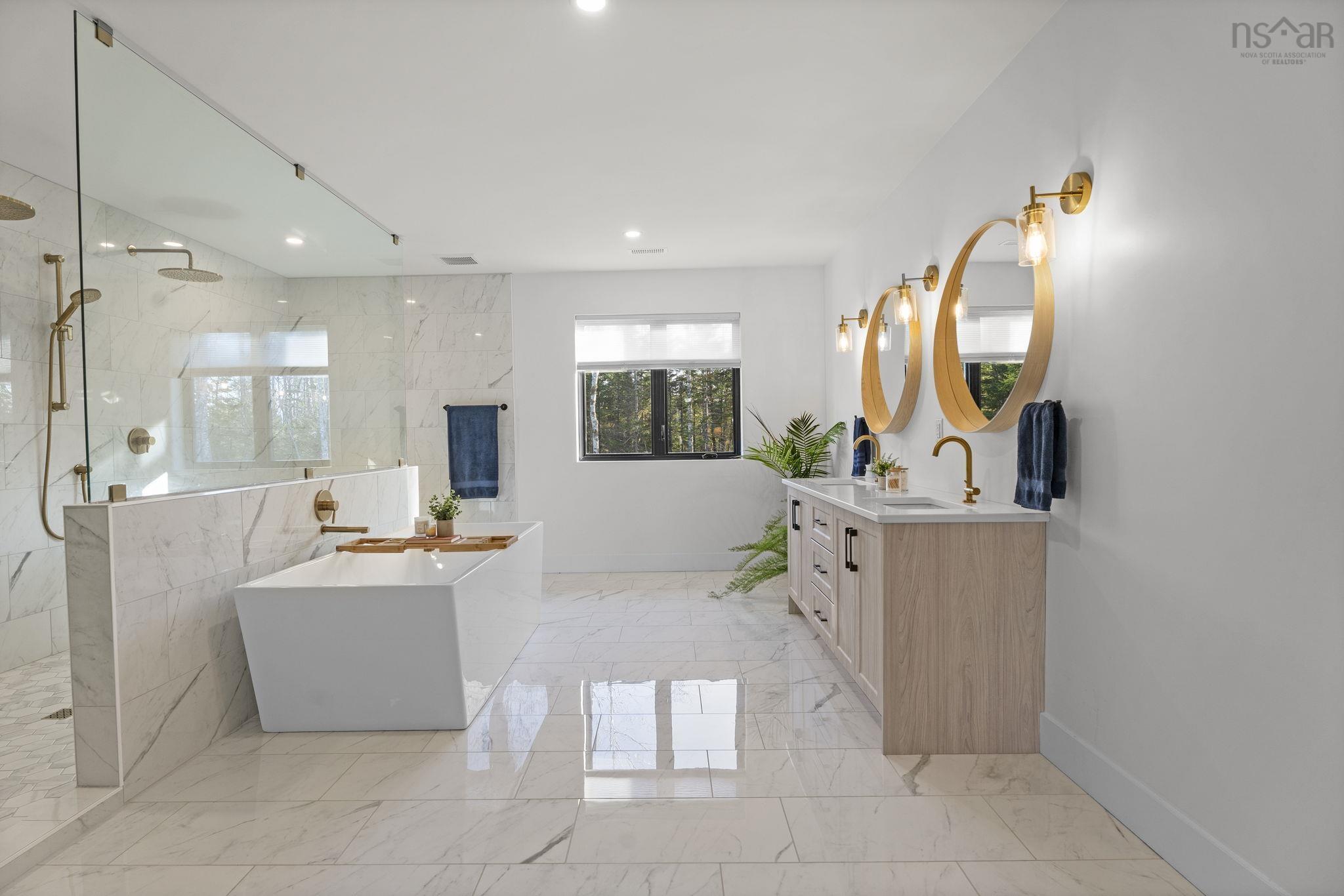 $999,900.00: 106 Edward Dr, Enfield