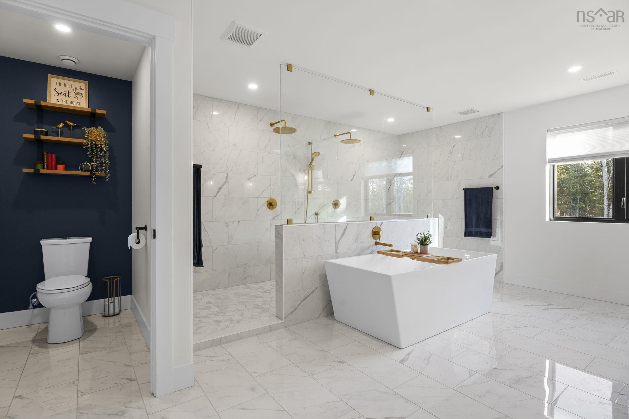 $999,900.00: 106 Edward Dr, Enfield