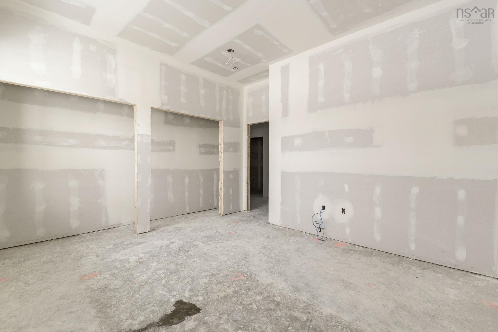 $1,395,000.00: 35 George Cyril Drive, Lawrencetown