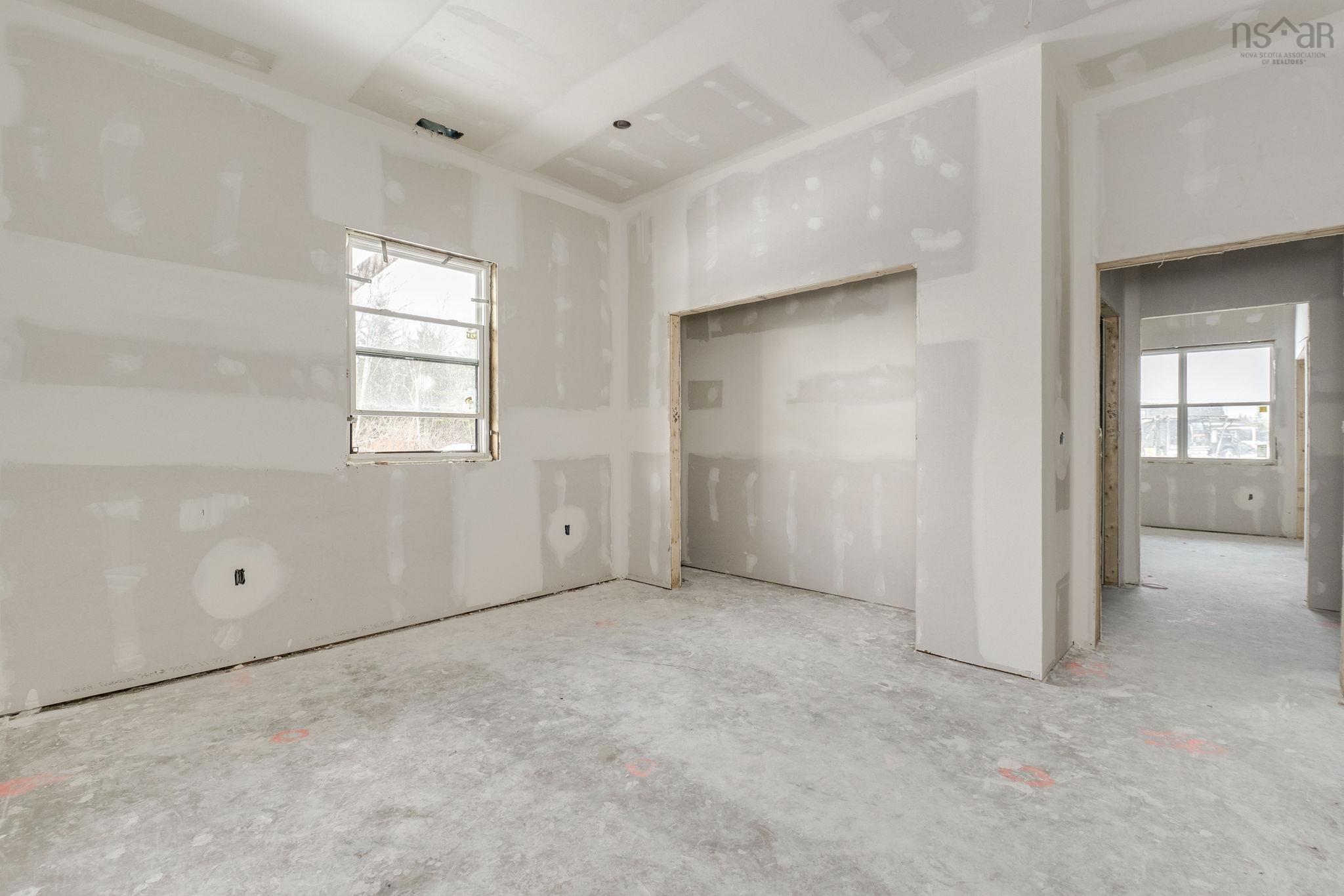 $1,395,000.00: 35 George Cyril Drive, Lawrencetown