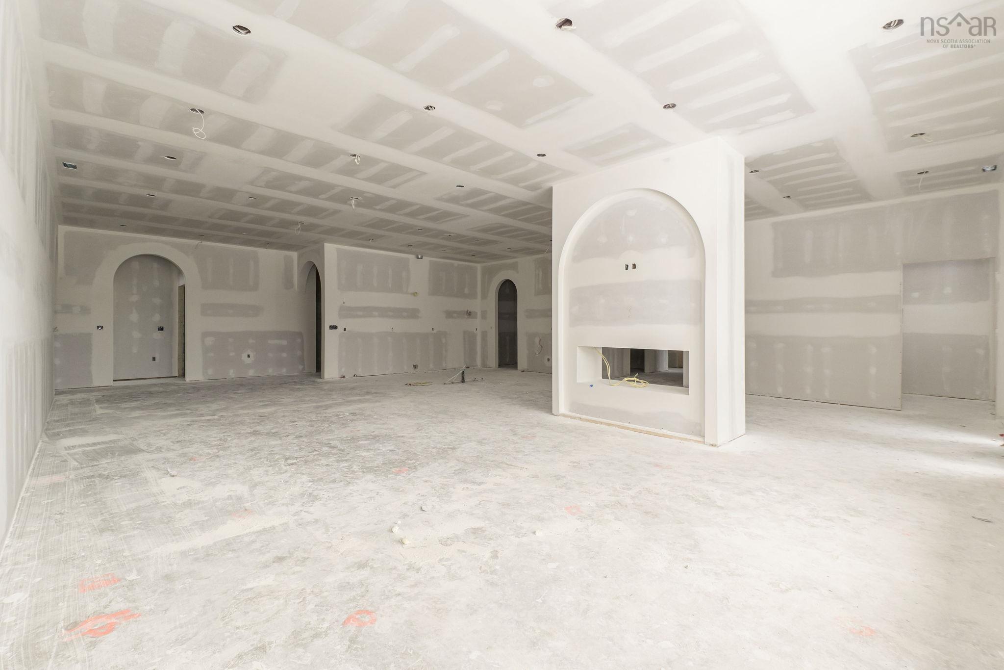 $1,395,000.00: 35 George Cyril Drive, Lawrencetown