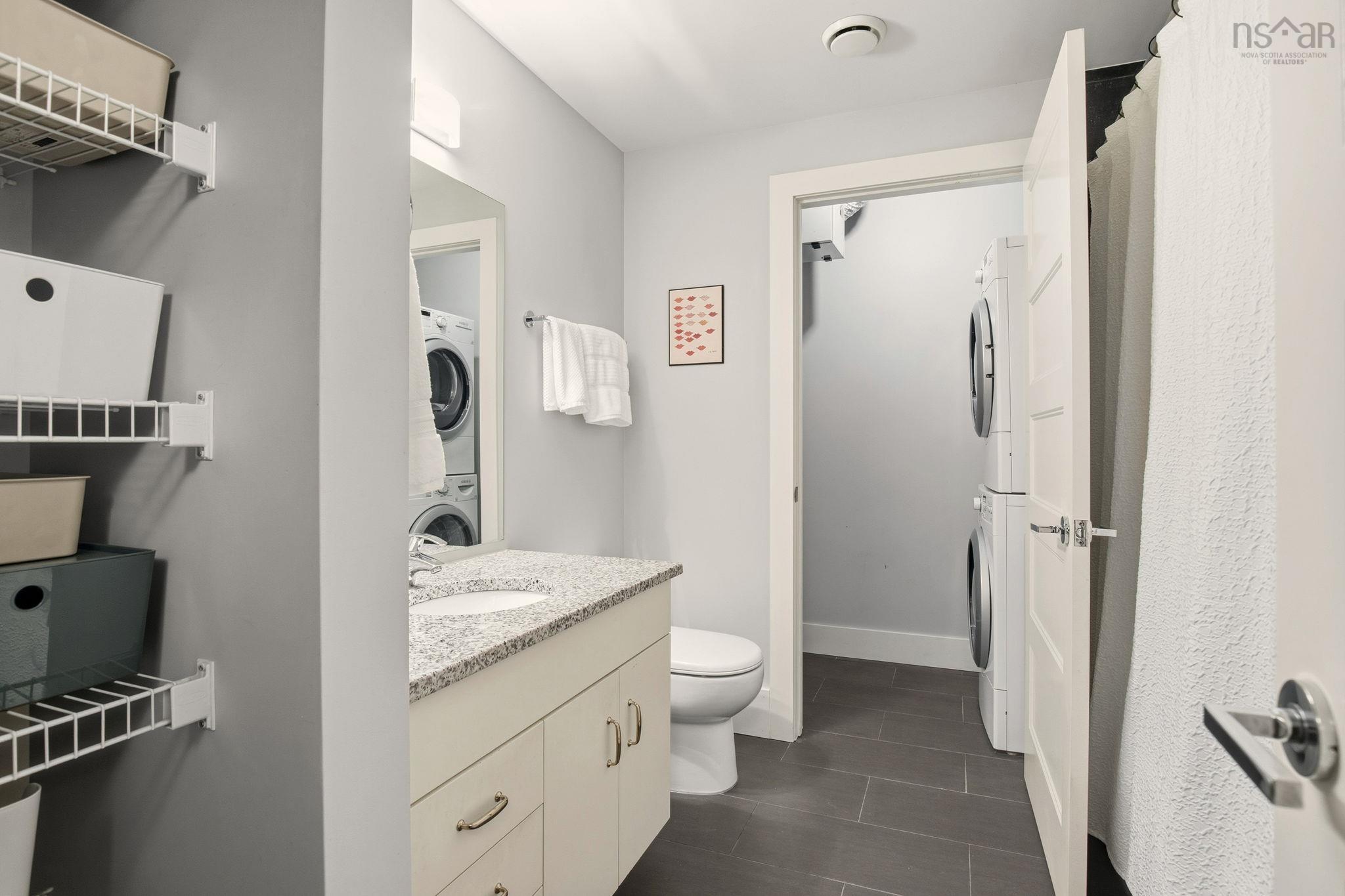 $449,000.00: 503 15 Kings Wharf Place, Dartmouth