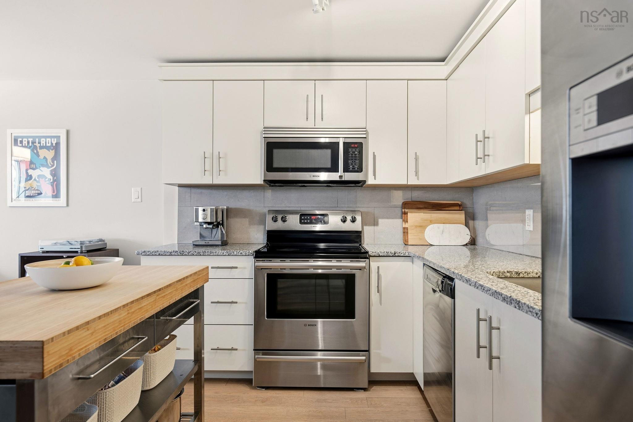 $449,000.00: 503 15 Kings Wharf Place, Dartmouth