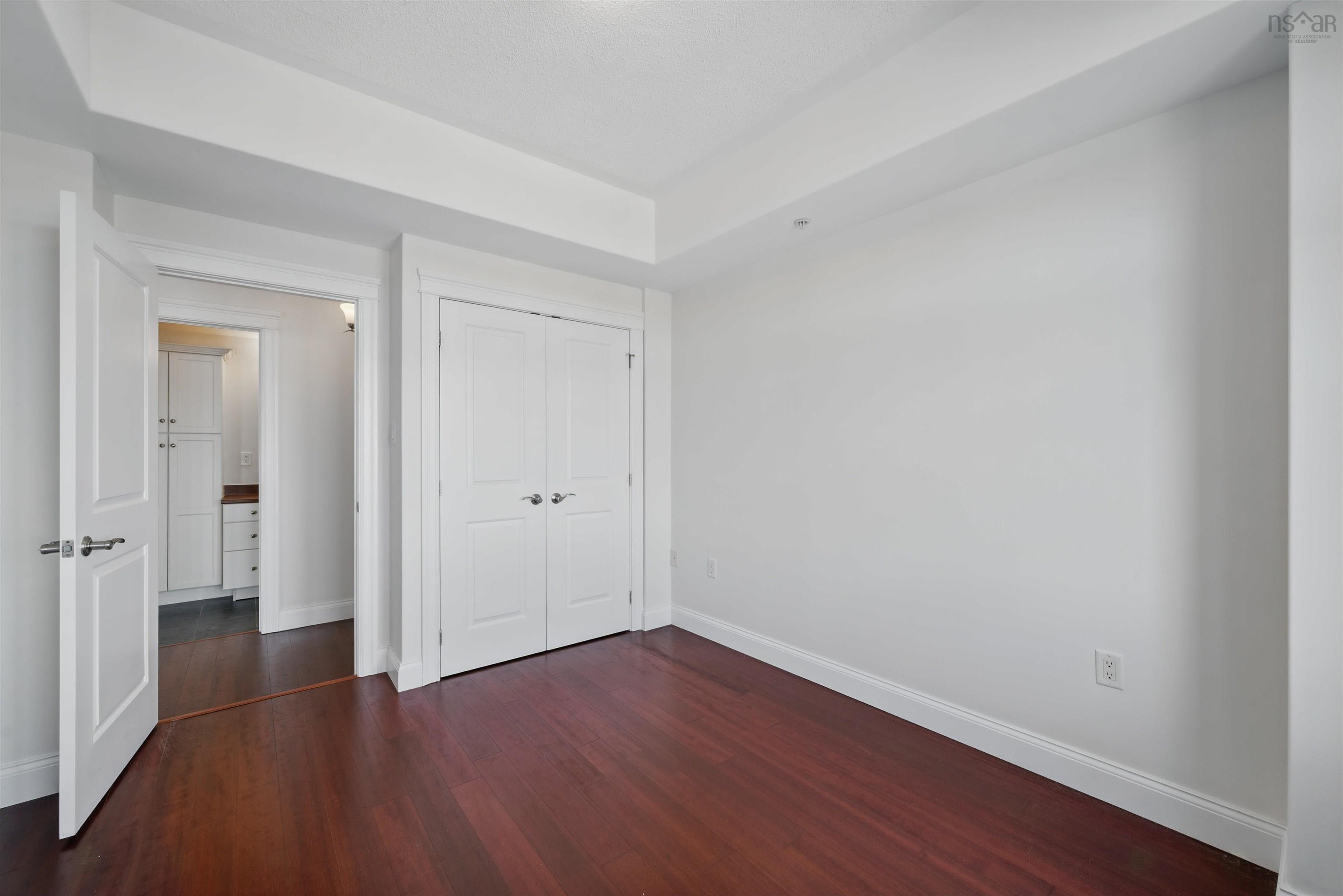 $449,900.00: 912 60 Walter Havill Drive, Halifax