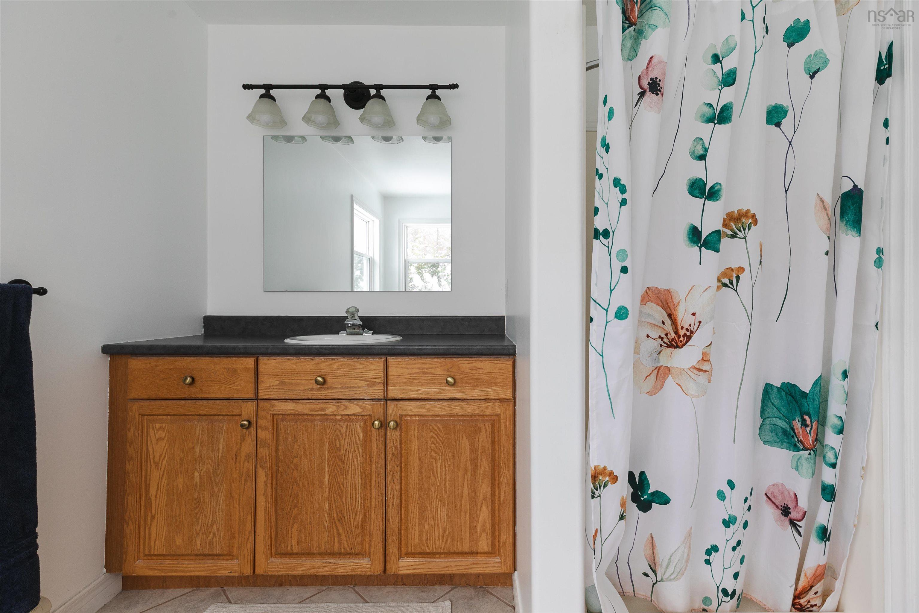 $889,900.00: 252 Gleneagles Drive, Hammonds Plains