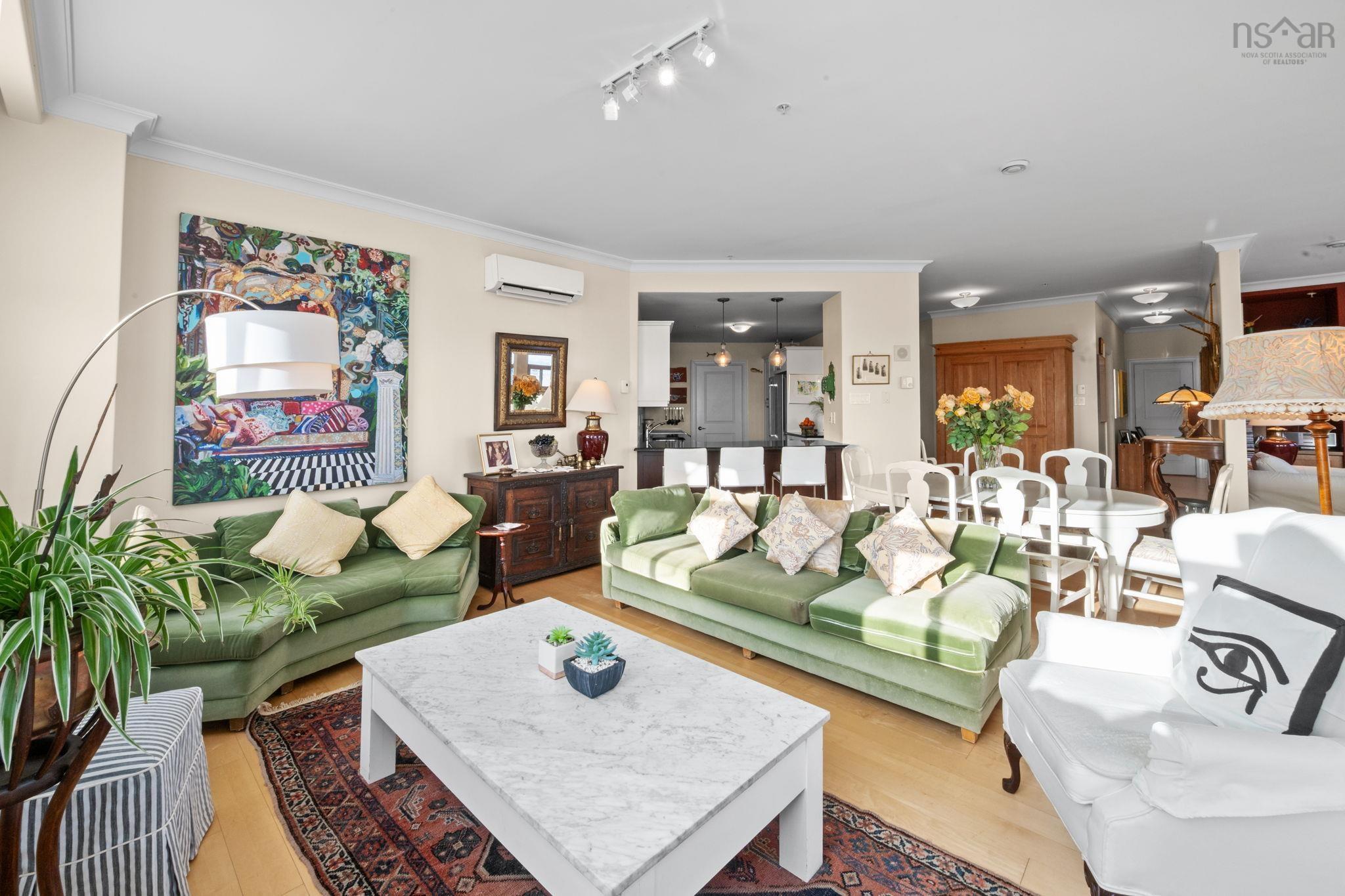 $949,900.00: 1205 2677 Gladstone Street, Halifax