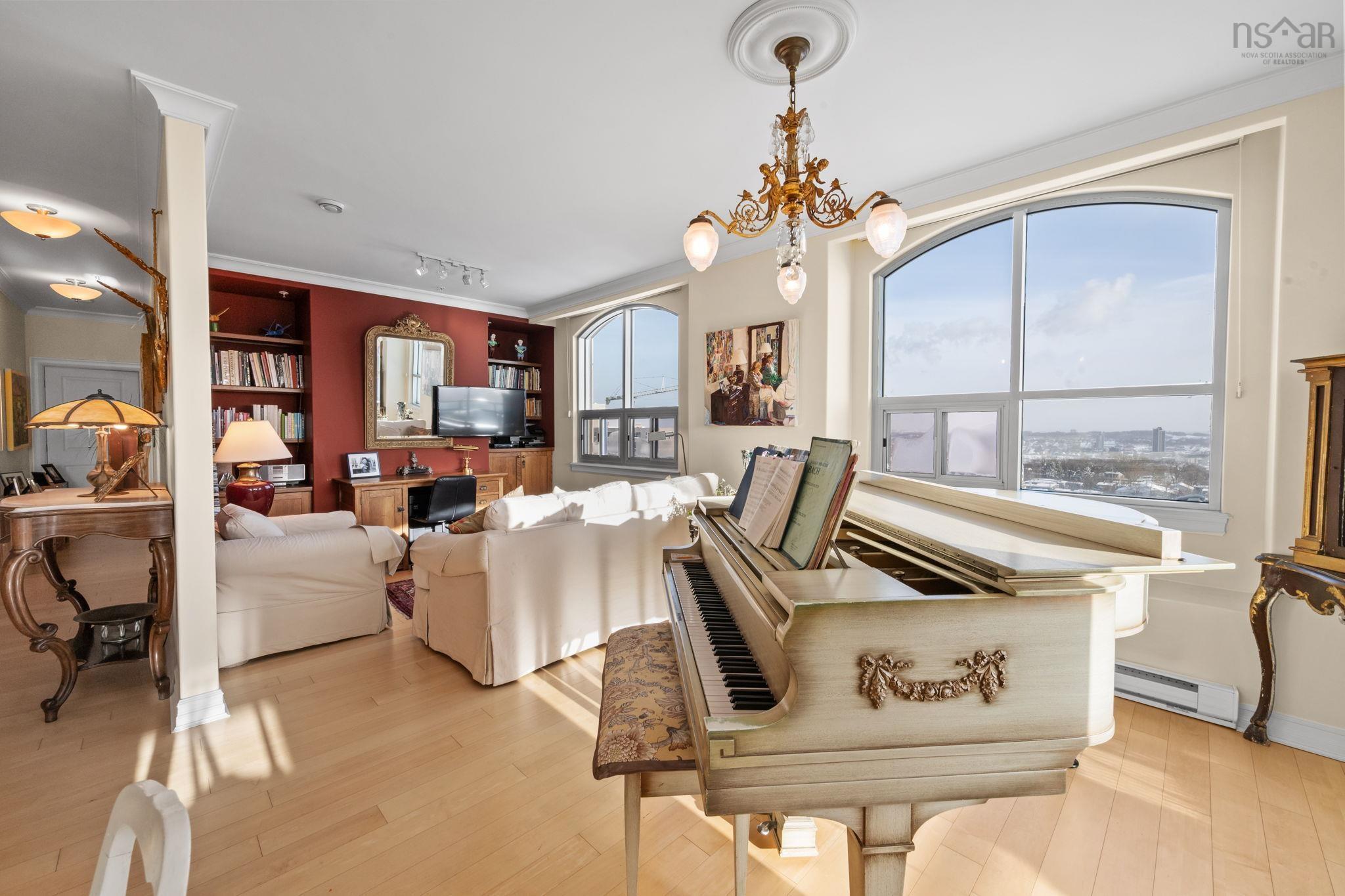 $949,900.00: 1205 2677 Gladstone Street, Halifax