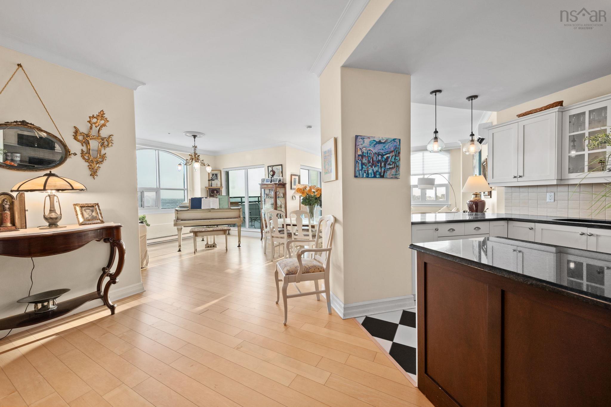 $949,900.00: 1205 2677 Gladstone Street, Halifax