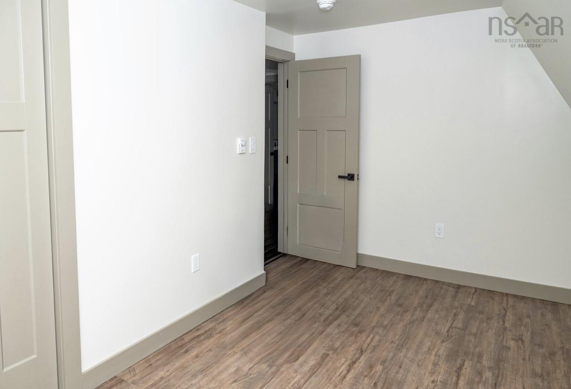 $349,500.00: 49 Ocean Avenue, Dominion