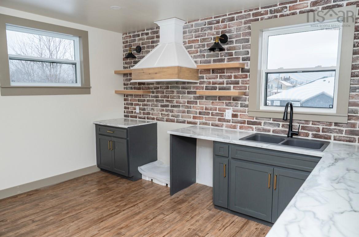 $349,500.00: 49 Ocean Avenue, Dominion