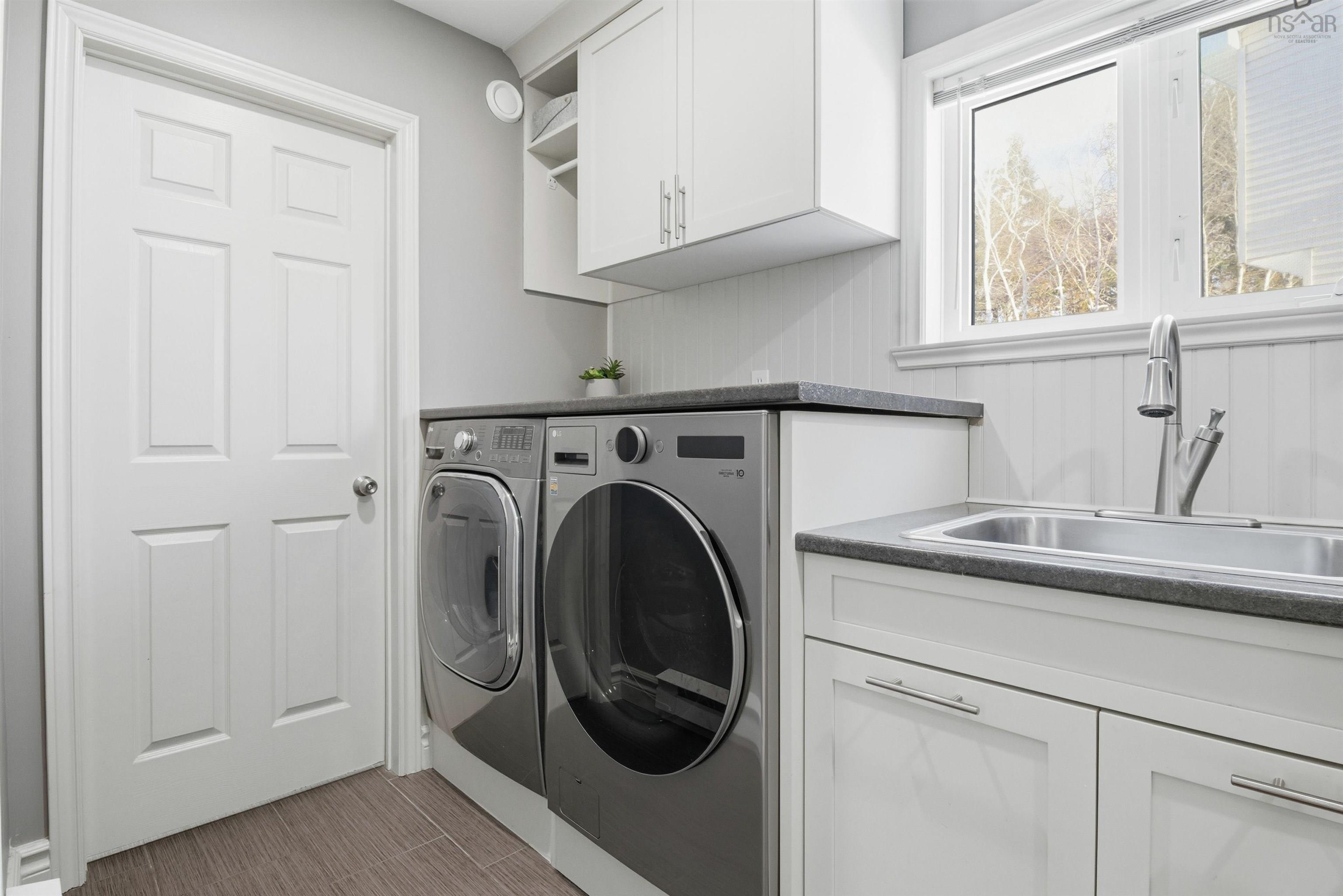 $799,900.00: 3 Lowe Court, Bedford