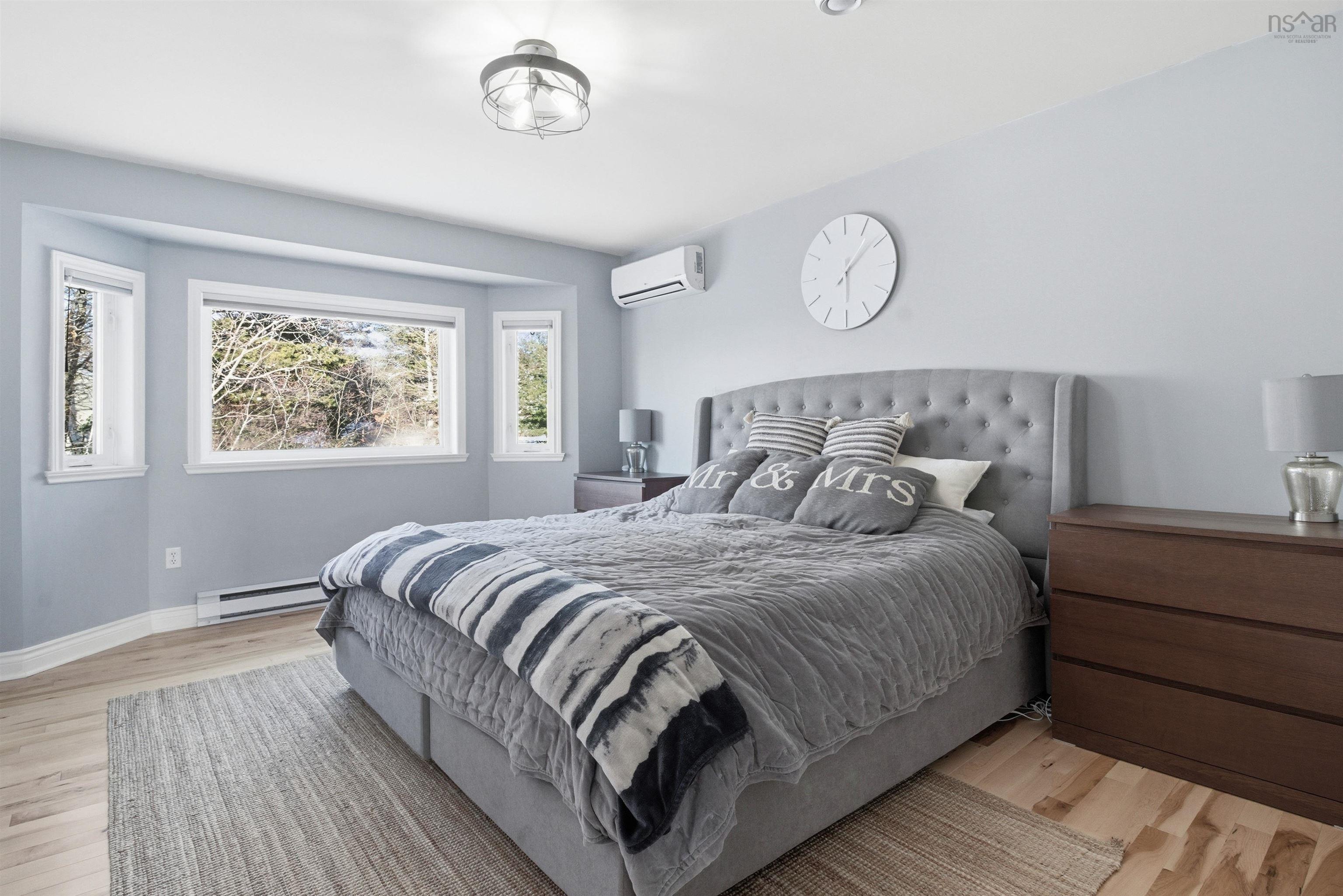 $799,900.00: 3 Lowe Court, Bedford