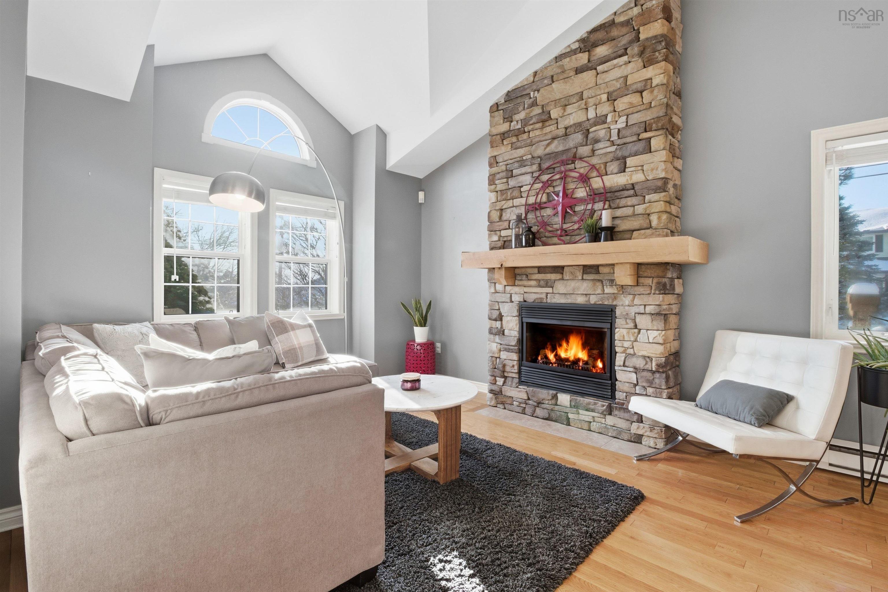 $799,900.00: 3 Lowe Court, Bedford