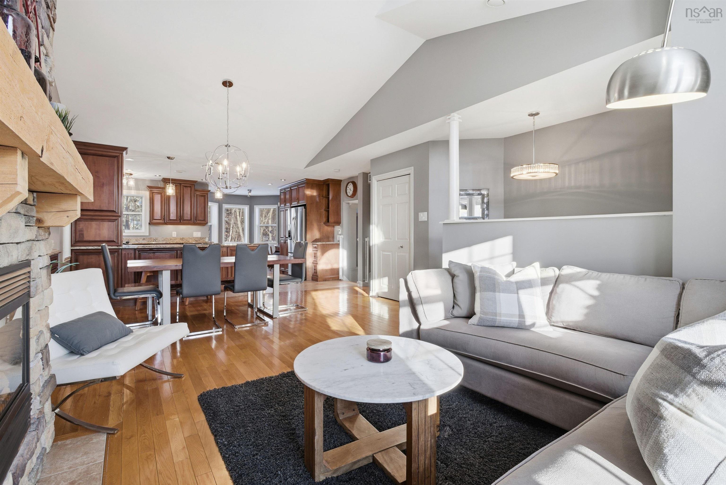 $799,900.00: 3 Lowe Court, Bedford