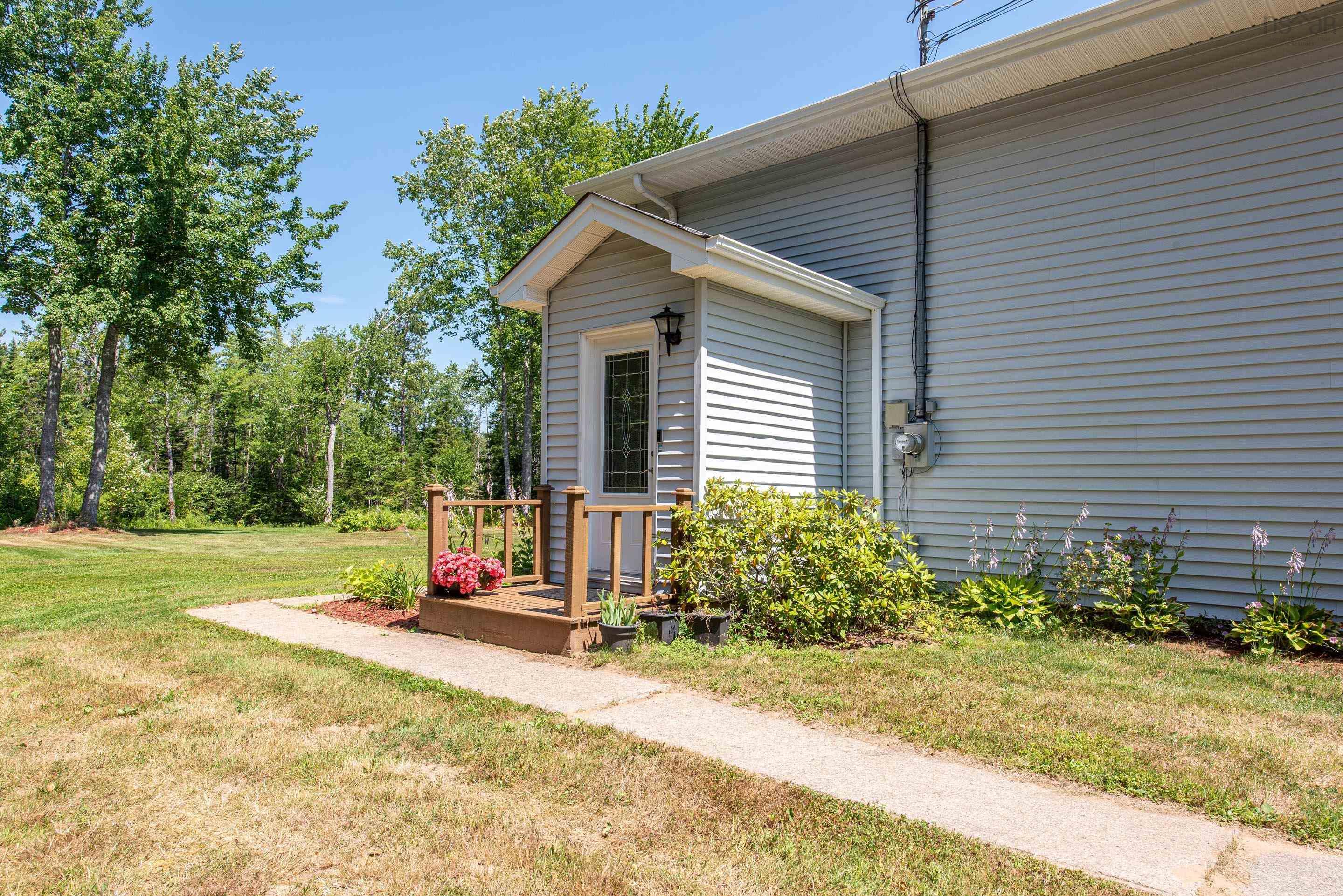 $599,900.00: 617 Highway 277, Dutch Settlement