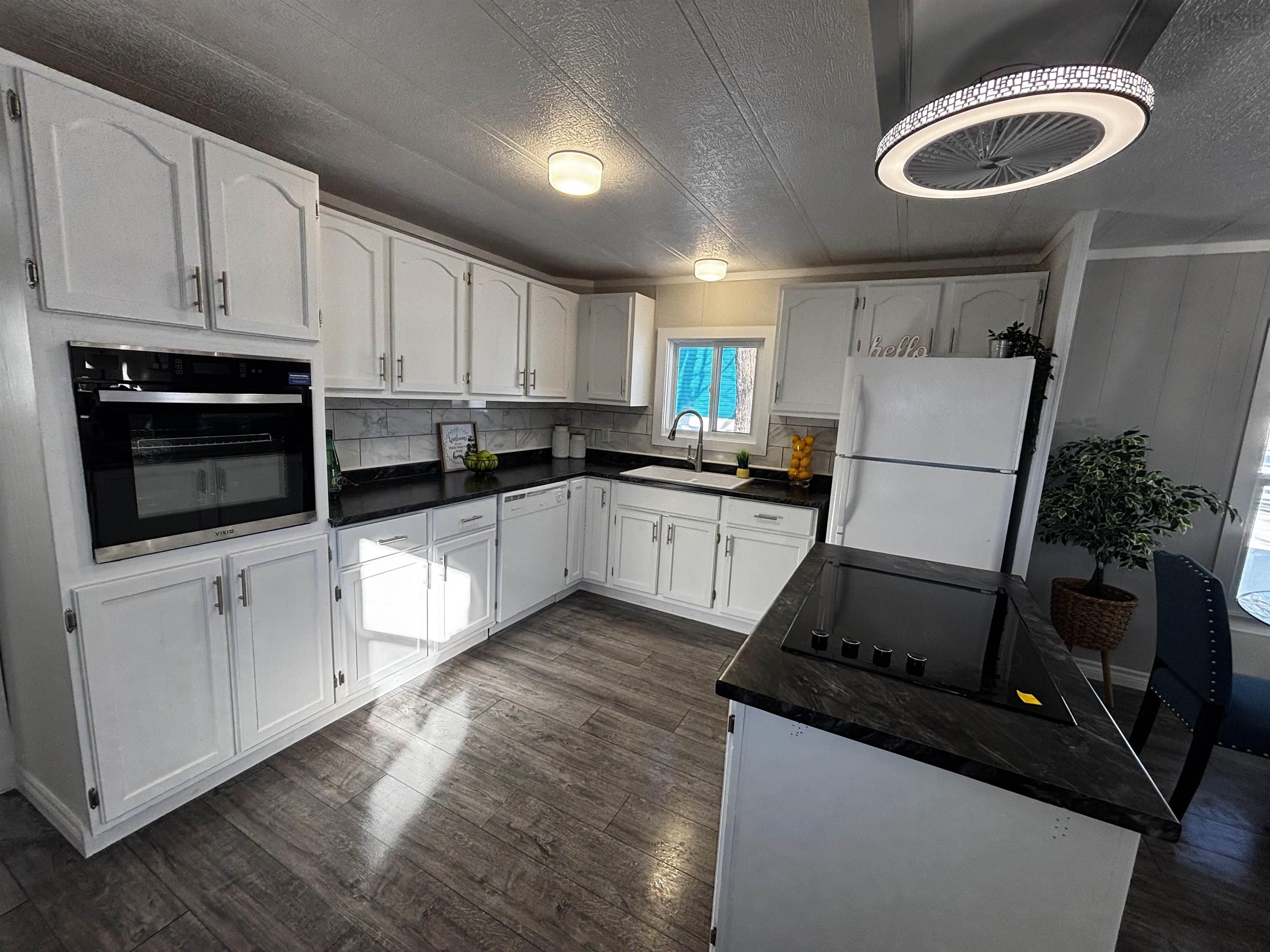 449 Glen Rise Drive, Beaver Bank, NS (MLS 202601704)