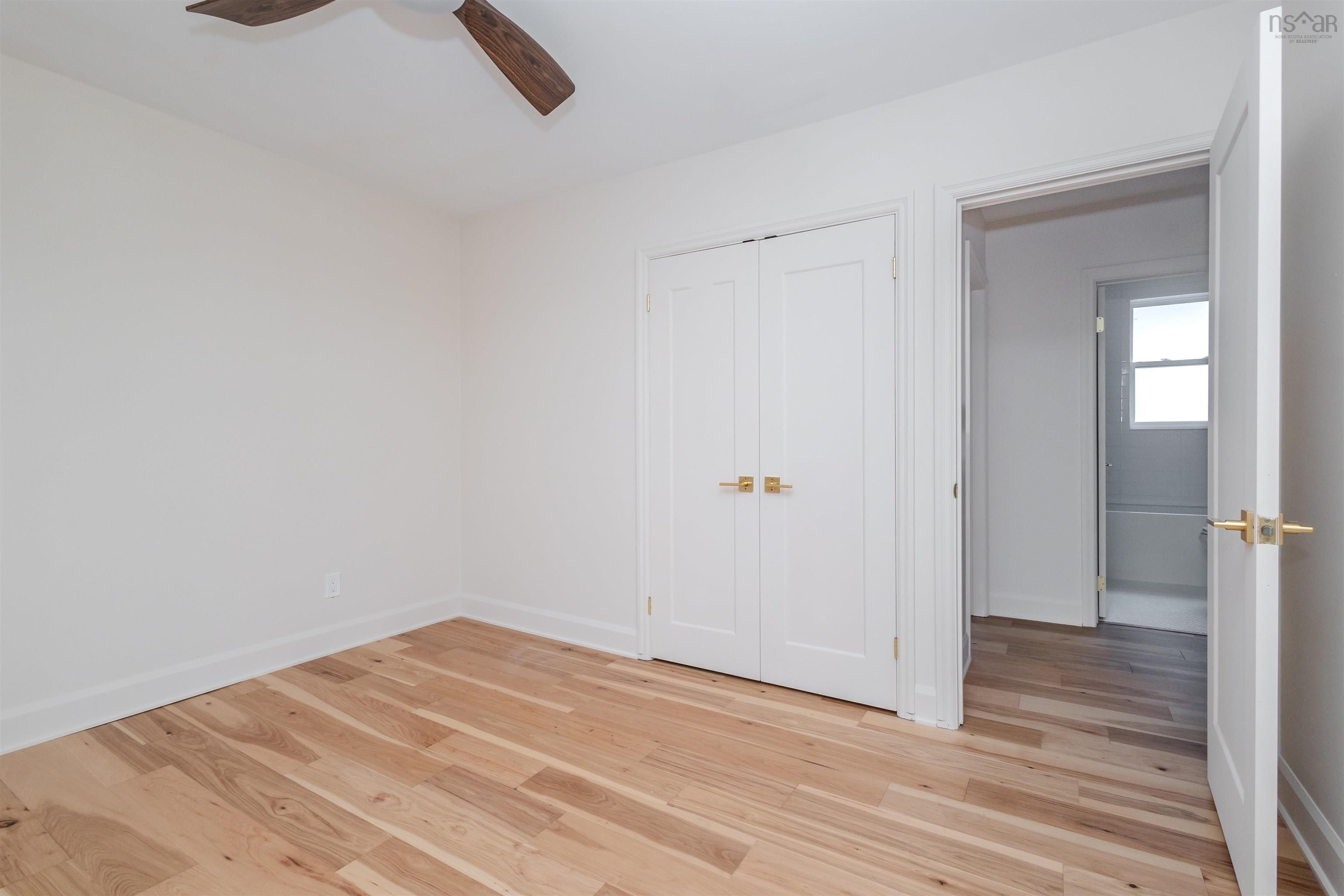 $299,888.00: 19 louisa Street, Sydney