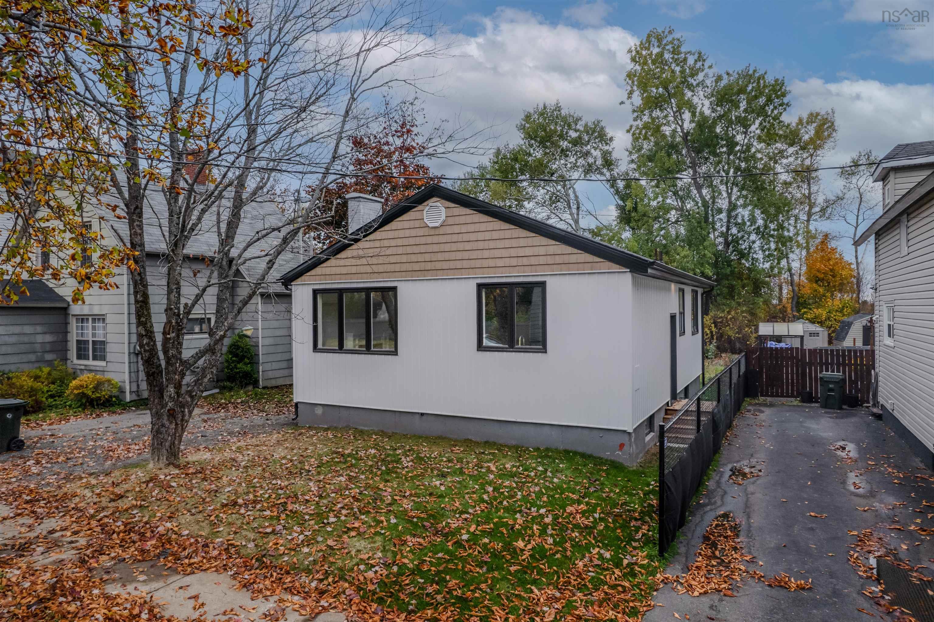 $299,888.00: 19 louisa Street, Sydney