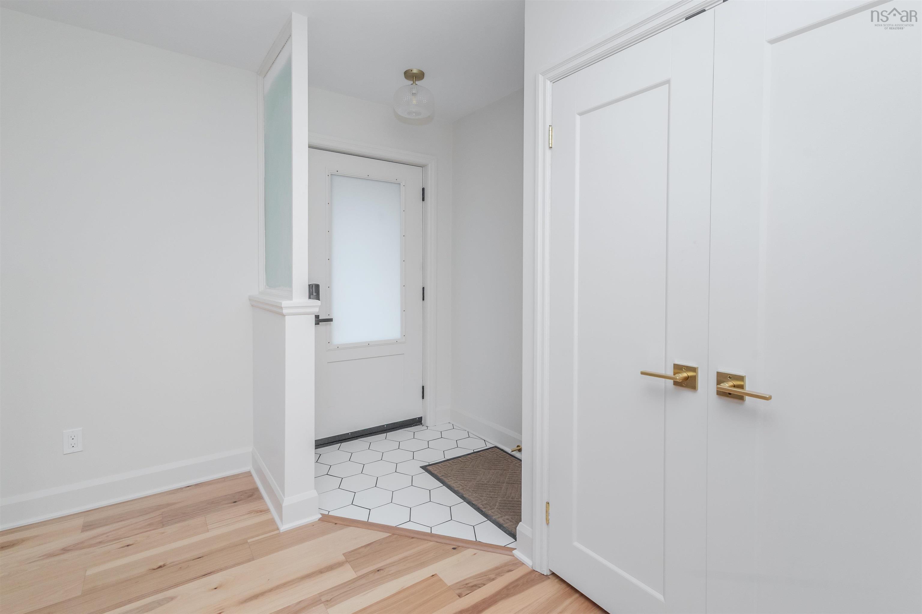 $299,888.00: 19 louisa Street, Sydney