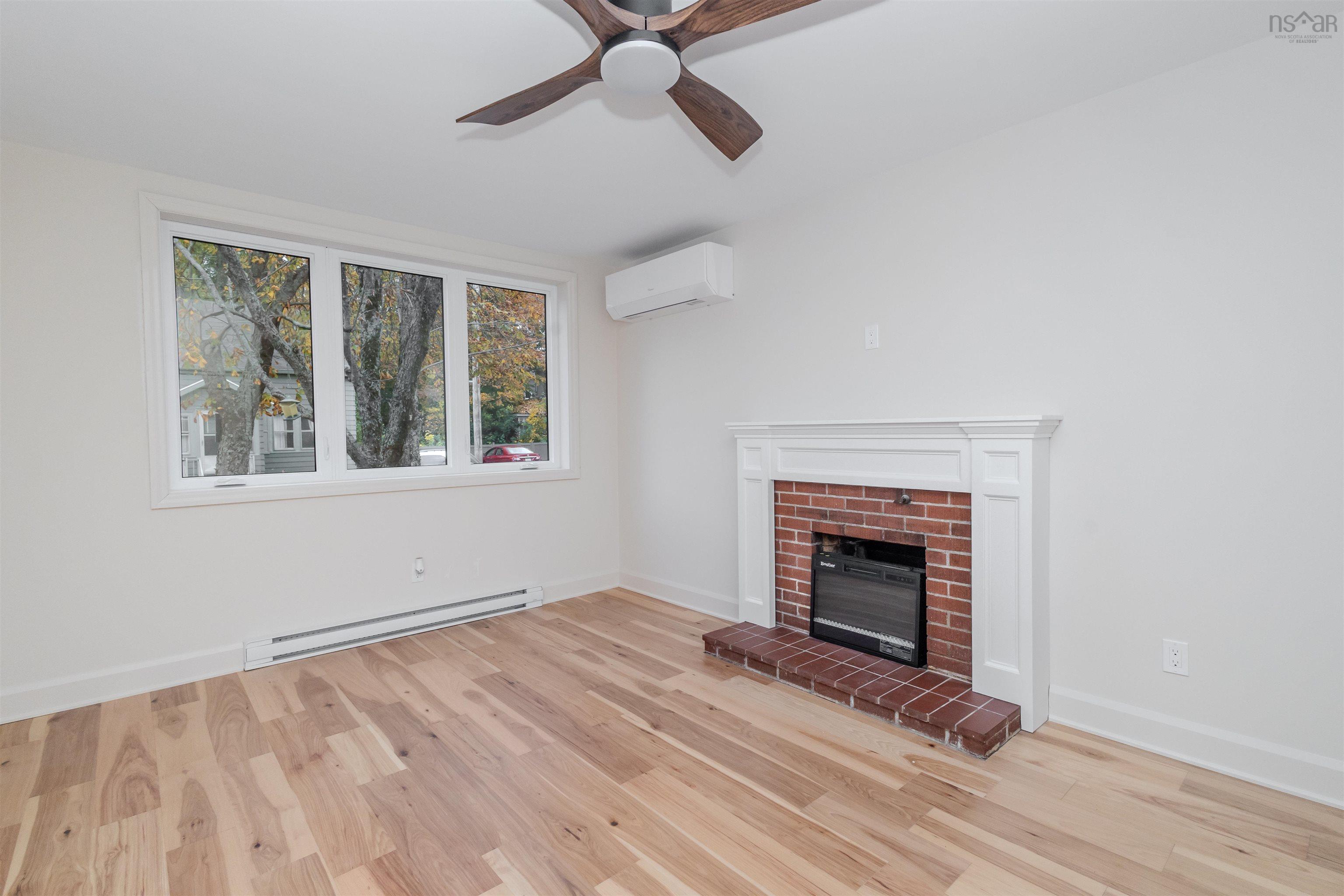 $299,888.00: 19 louisa Street, Sydney