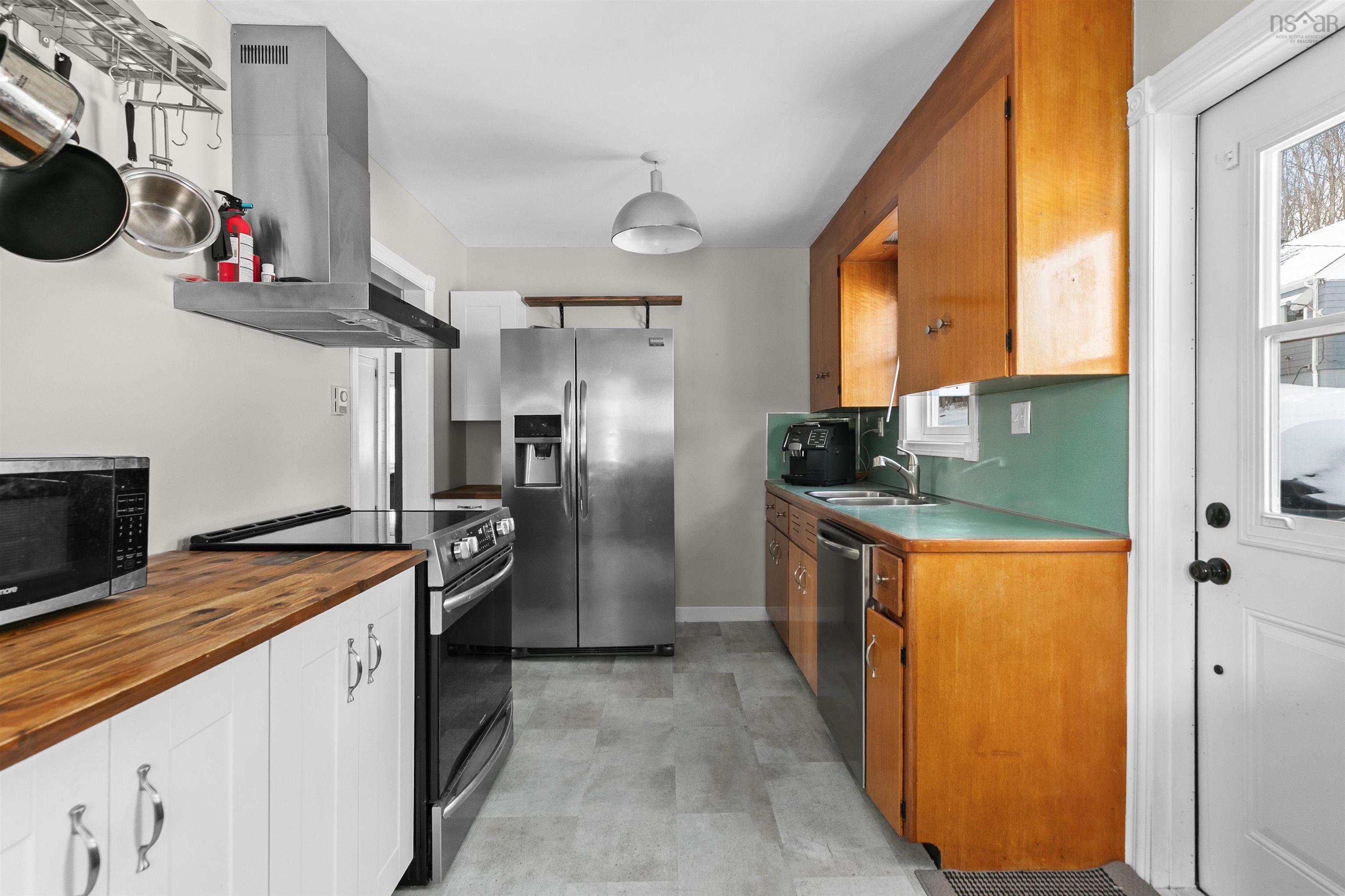 $429,000.00: 4642 Highway 3, Marriott