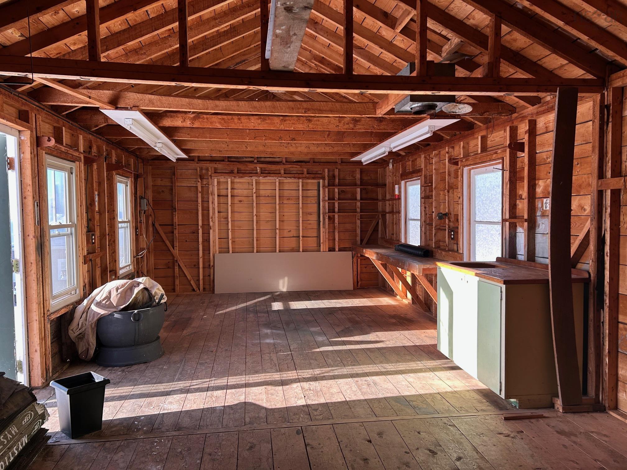 $429,000.00: 4642 Highway 3, Marriott