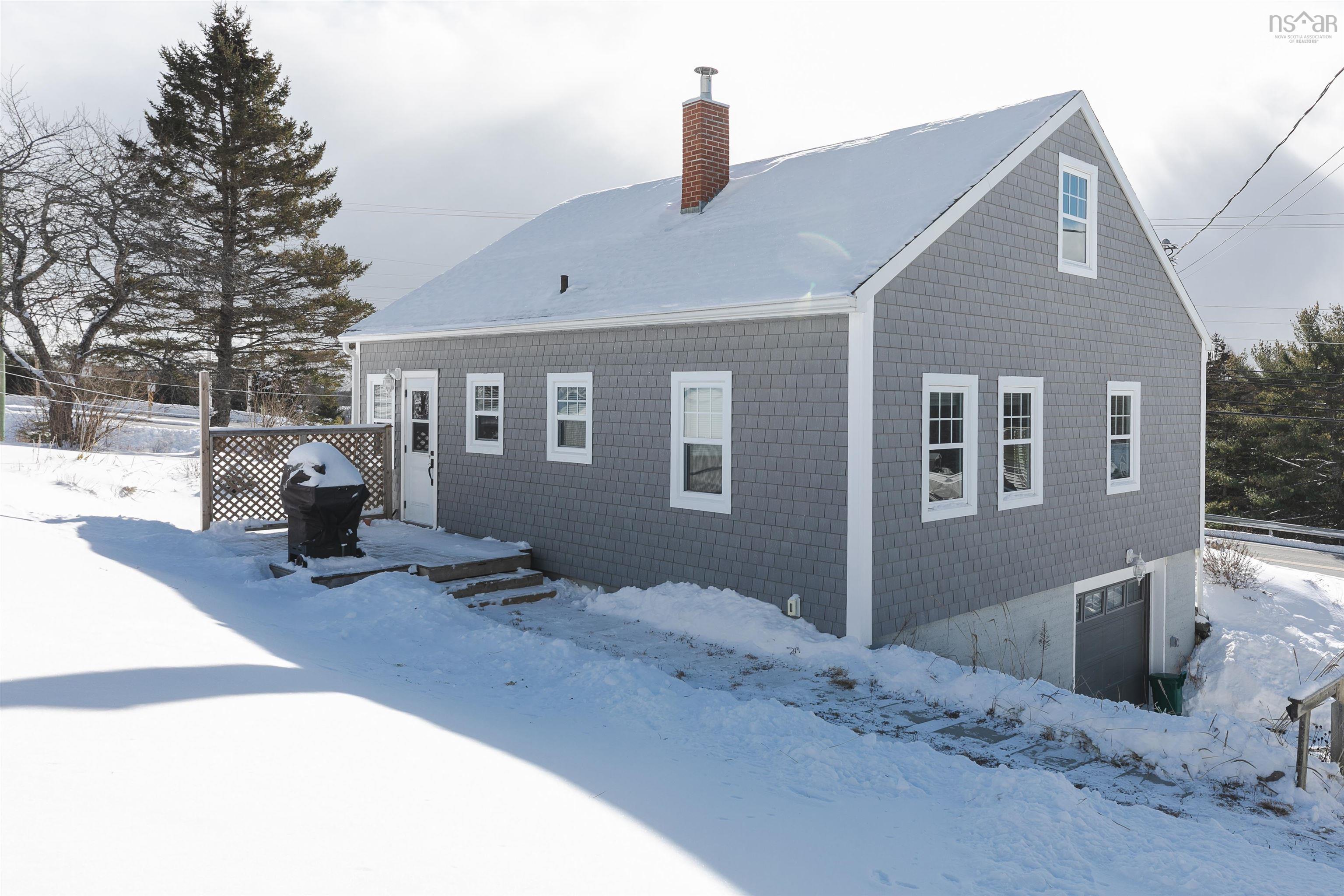 $429,000.00: 4642 Highway 3, Marriott