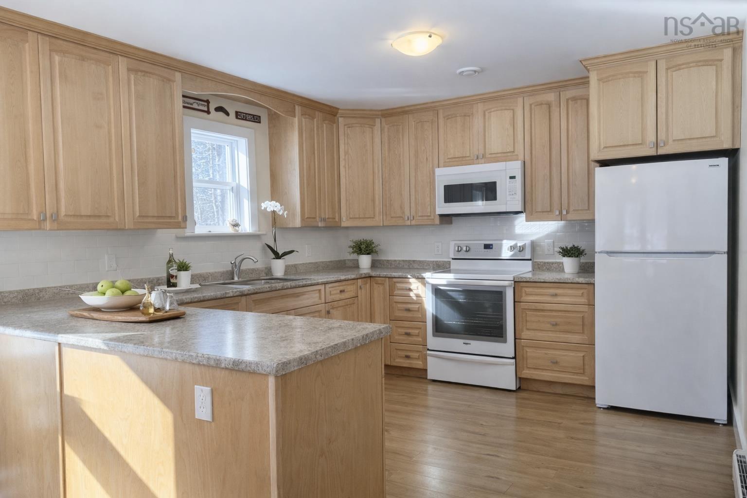 $389,900.00: 78 Whistle Stop Court, Westchester