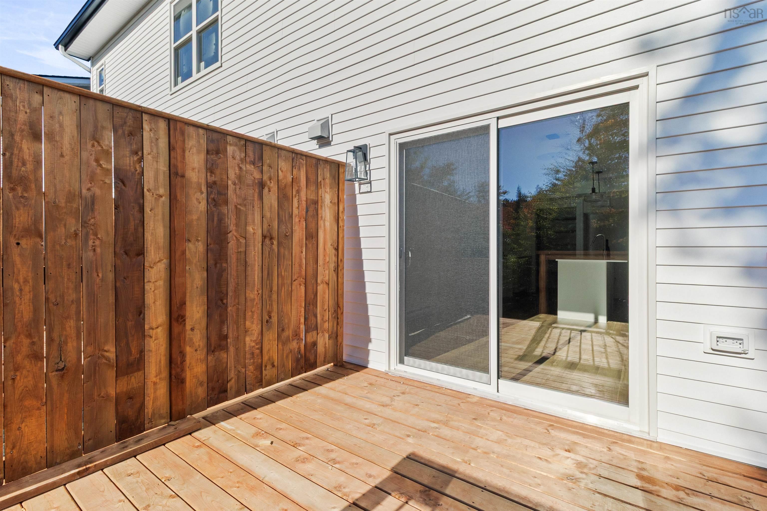 $665,900.00: SMD-5A 42 Simona Drive, Dartmouth