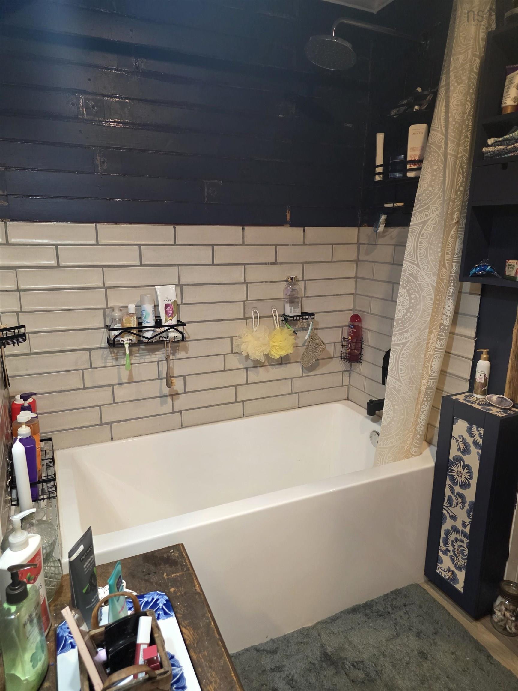 $229,000.00: 197 Hammond Street, Shelburne