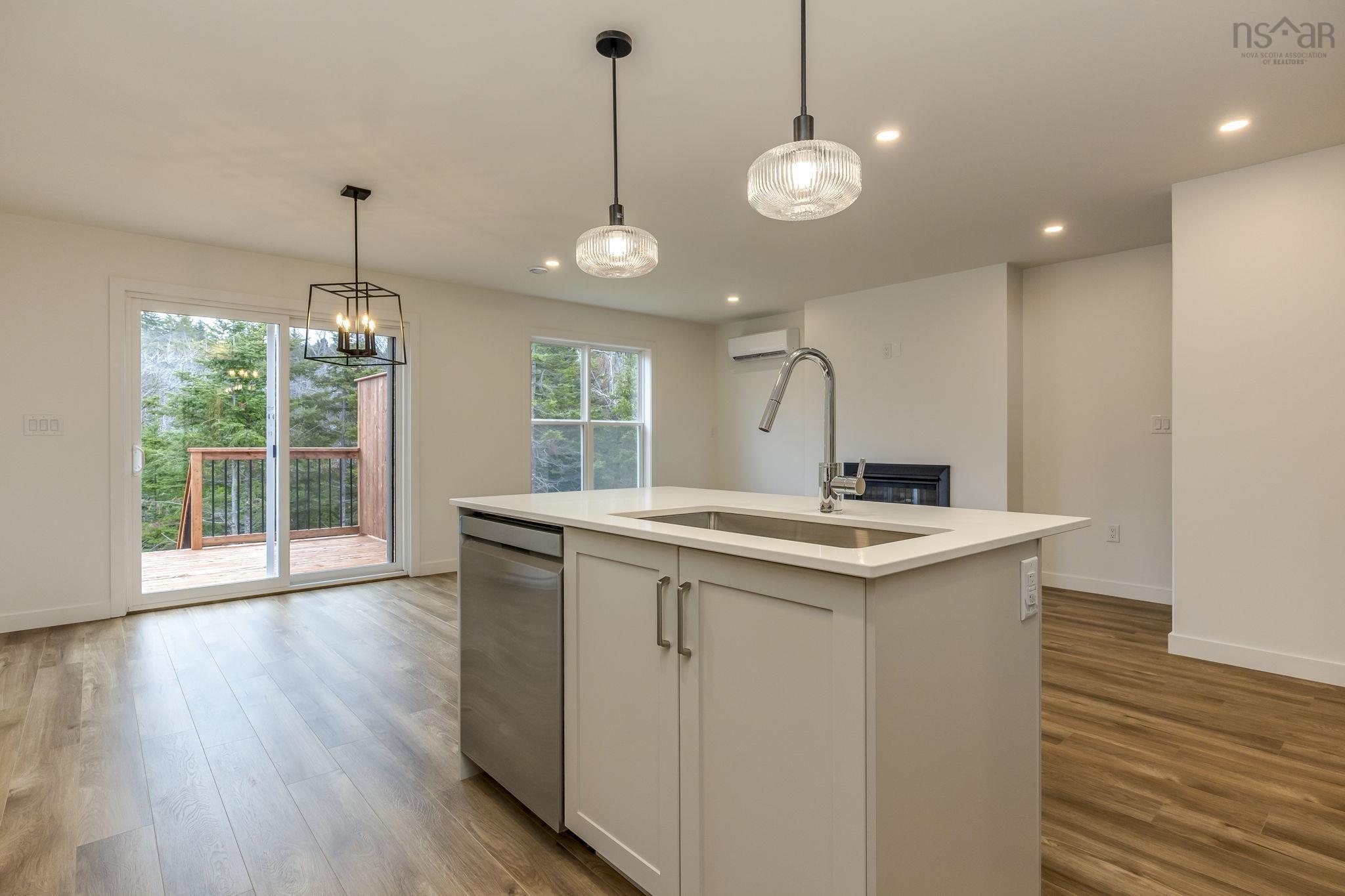 $665,900.00: SMD-5B 44 Simona Drive, Dartmouth