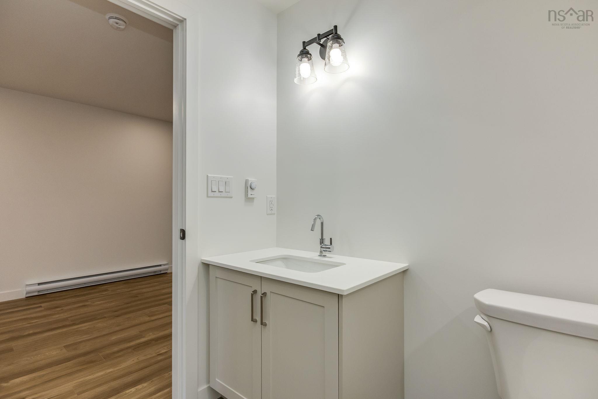 $665,900.00: SMD-5B 44 Simona Drive, Dartmouth