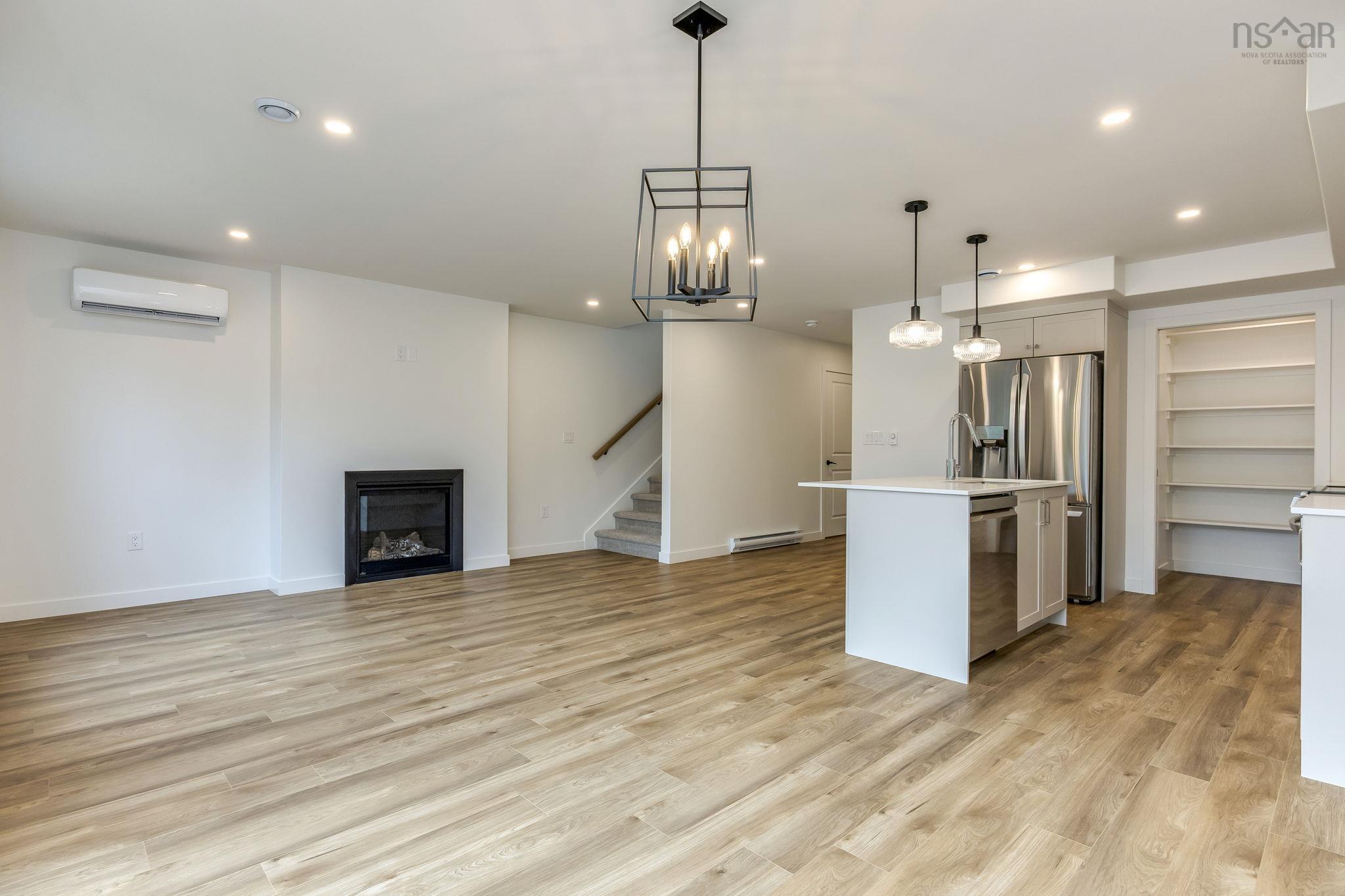 $665,900.00: SMD-5B 44 Simona Drive, Dartmouth