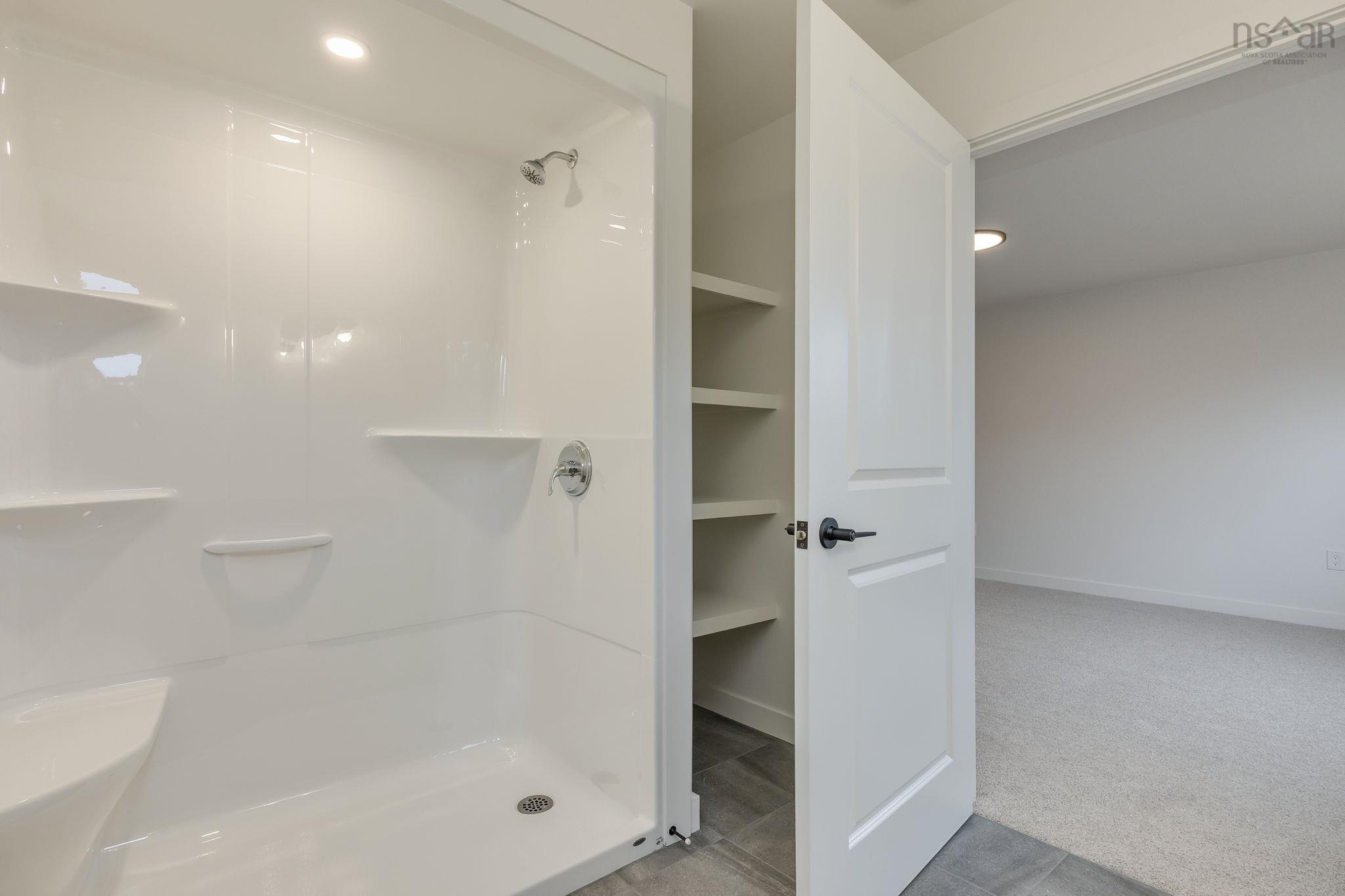 $665,900.00: SMD-5B 44 Simona Drive, Dartmouth